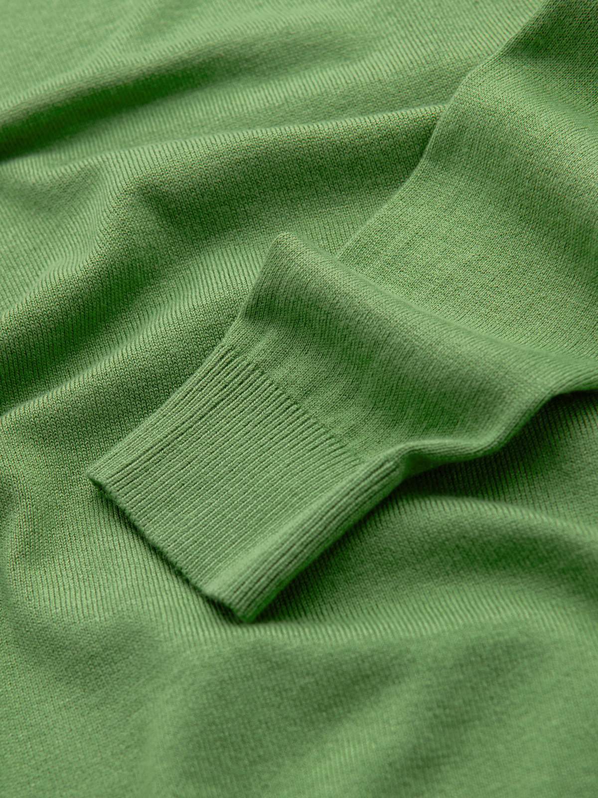 Ombre Classic men's sweater with round neckline - green