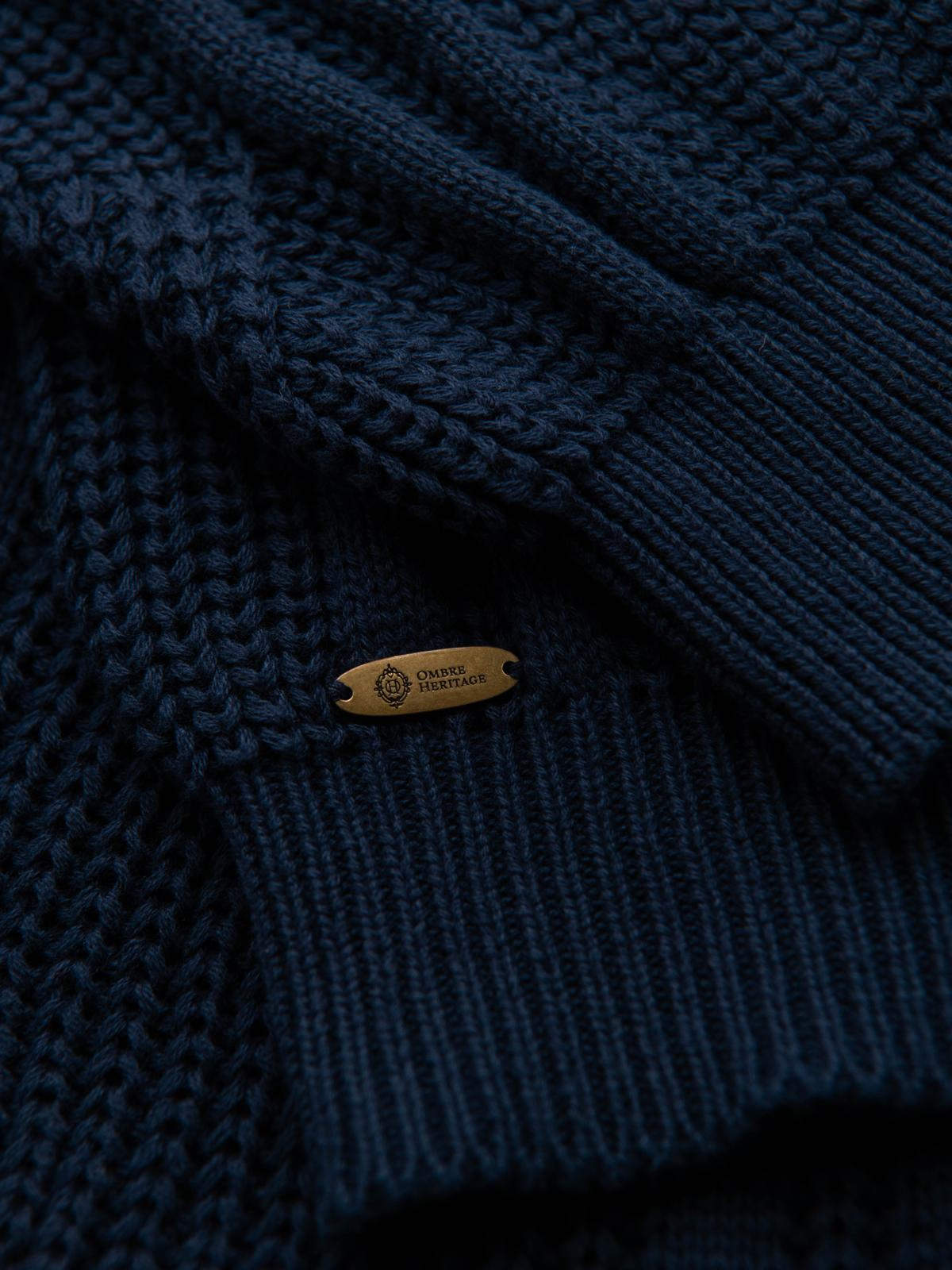 Ombre Men&#039;s plaid sweater with crew neckline - navy blue