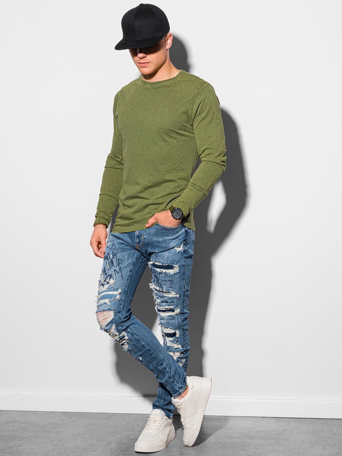 Tricou barbati, Ombre