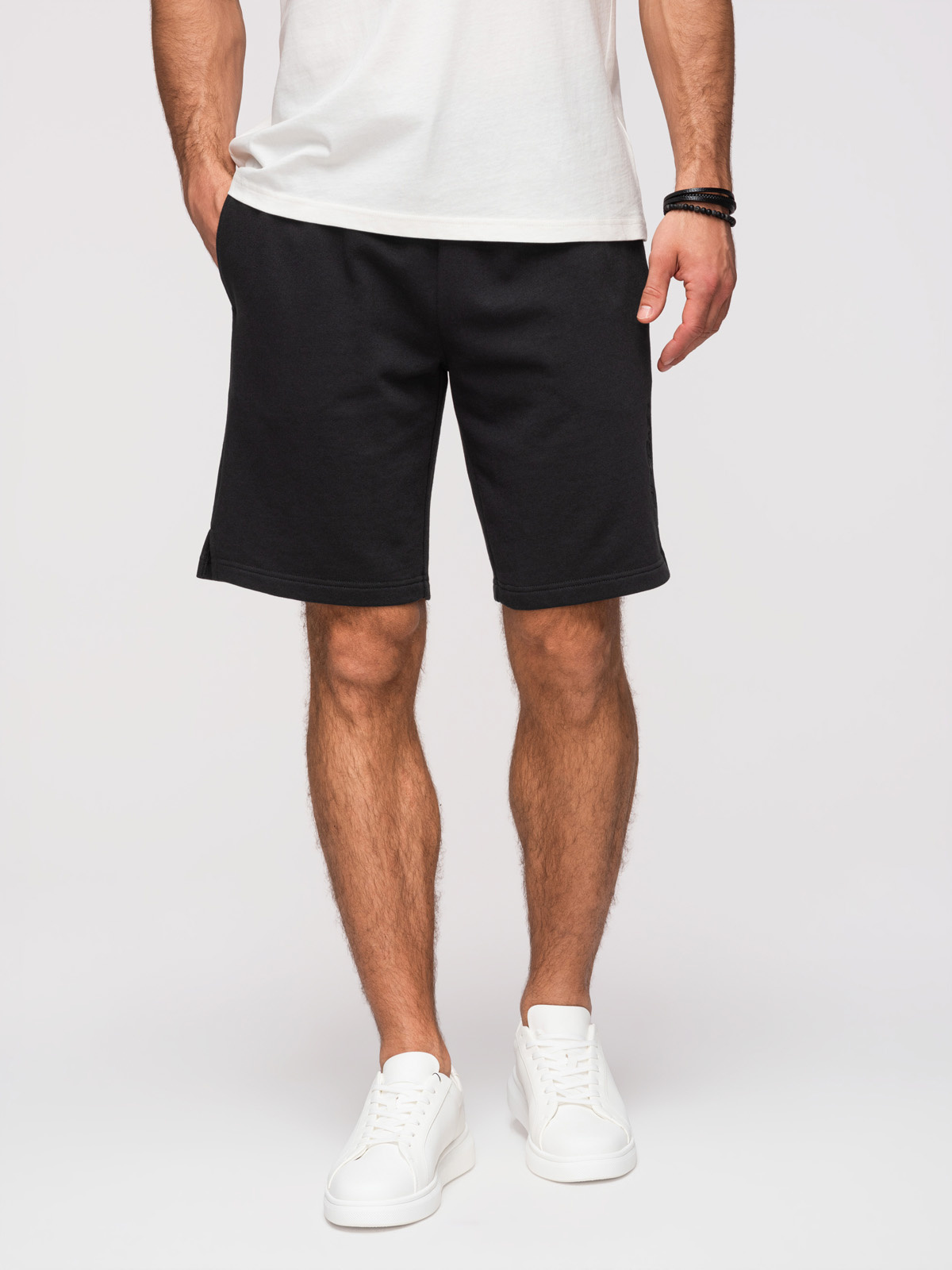 Ombre pánske REGULAR FIT kraťasy - čierne