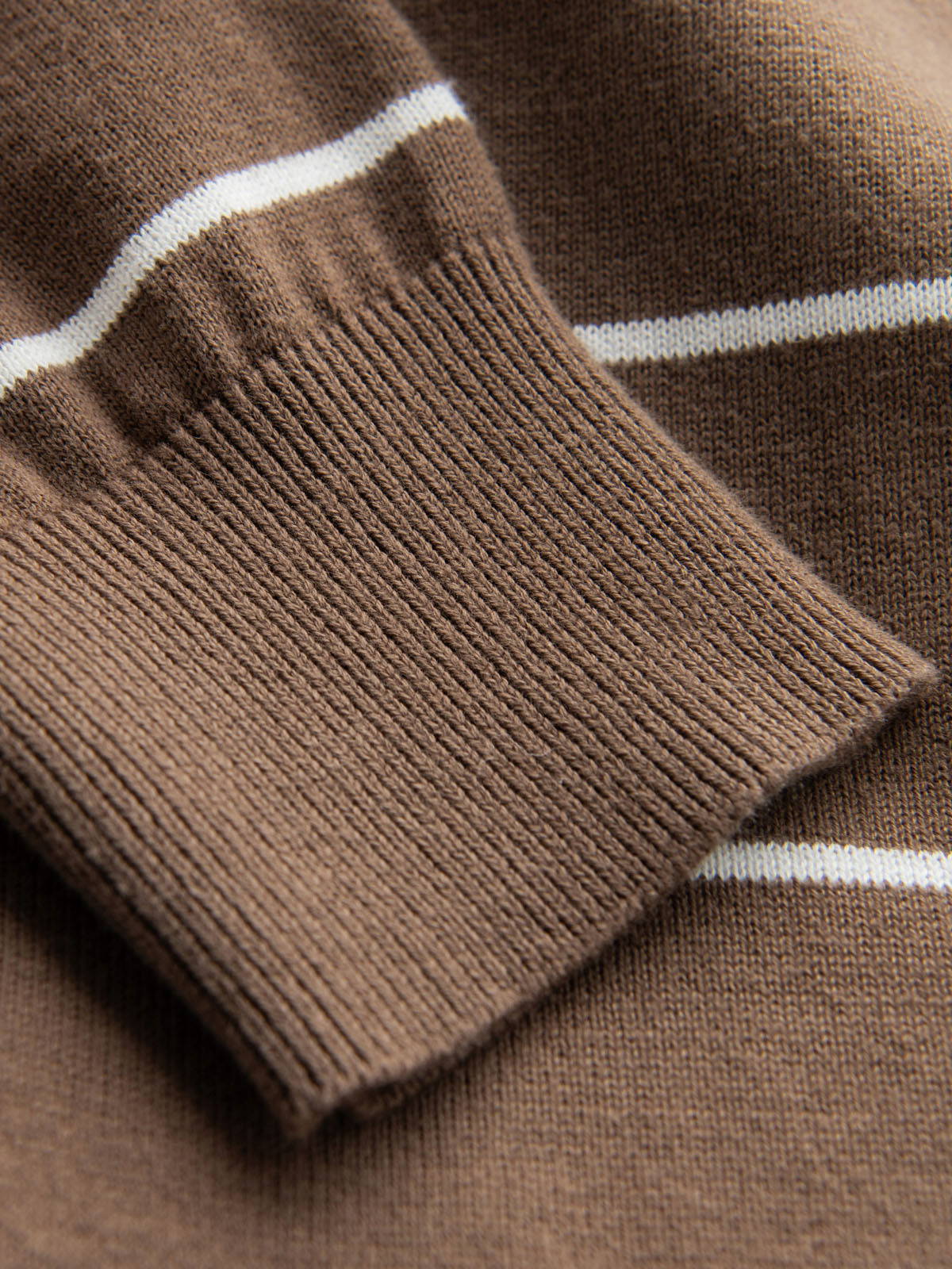 Ombre Men&#039;s casual sweater with horizontal stripes - brown