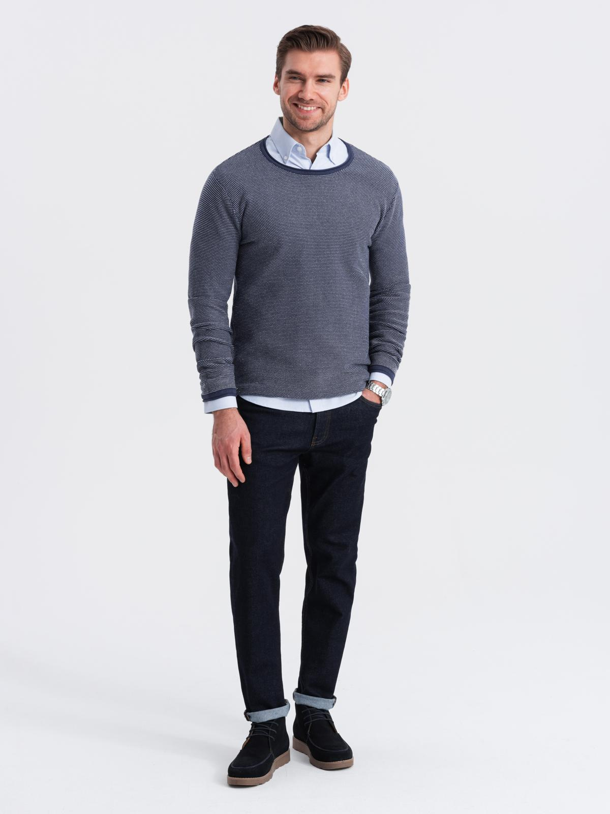 Ombre Men&#039;s knitted sweater with structured dots - navy blue