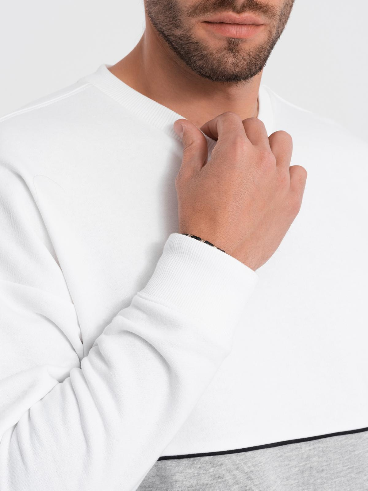 Ombre Men's OVERSIZE sweatshirt with contrasting color combination