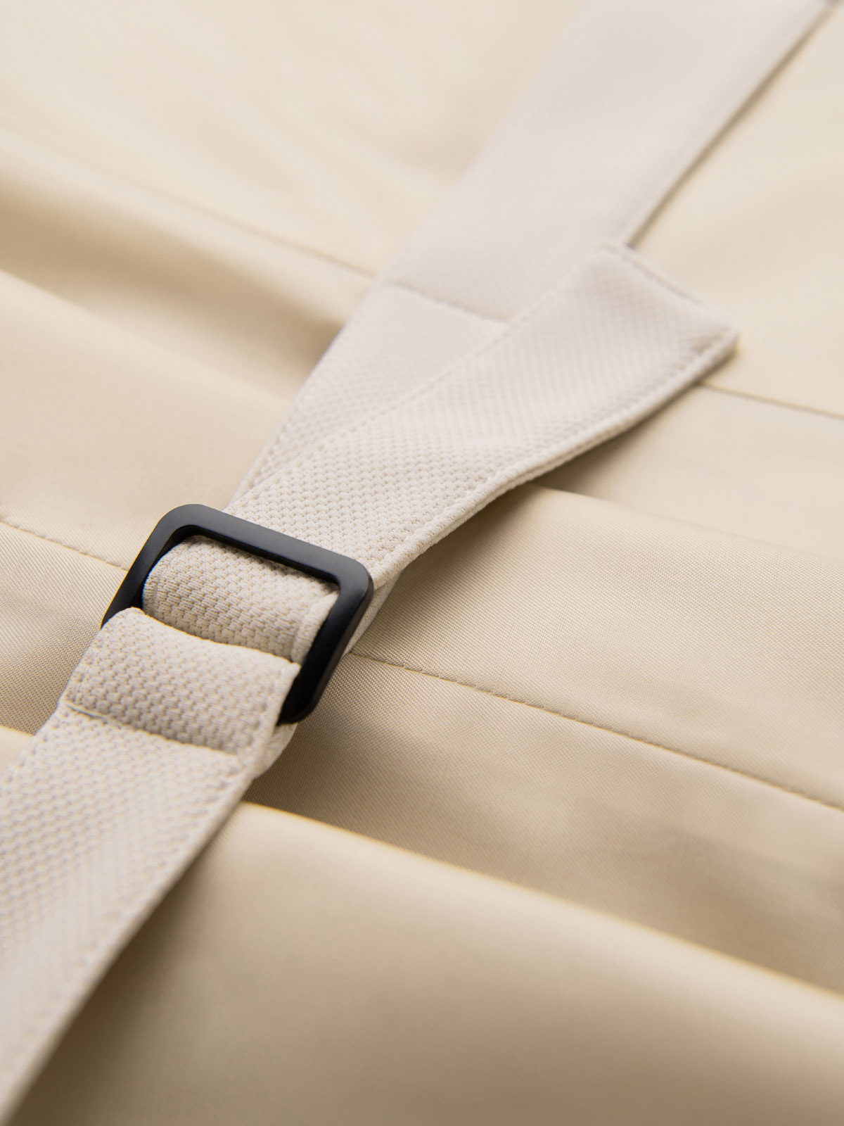 Ombre Fitted elegant men&#039;s vest with elastane and lapels - beige