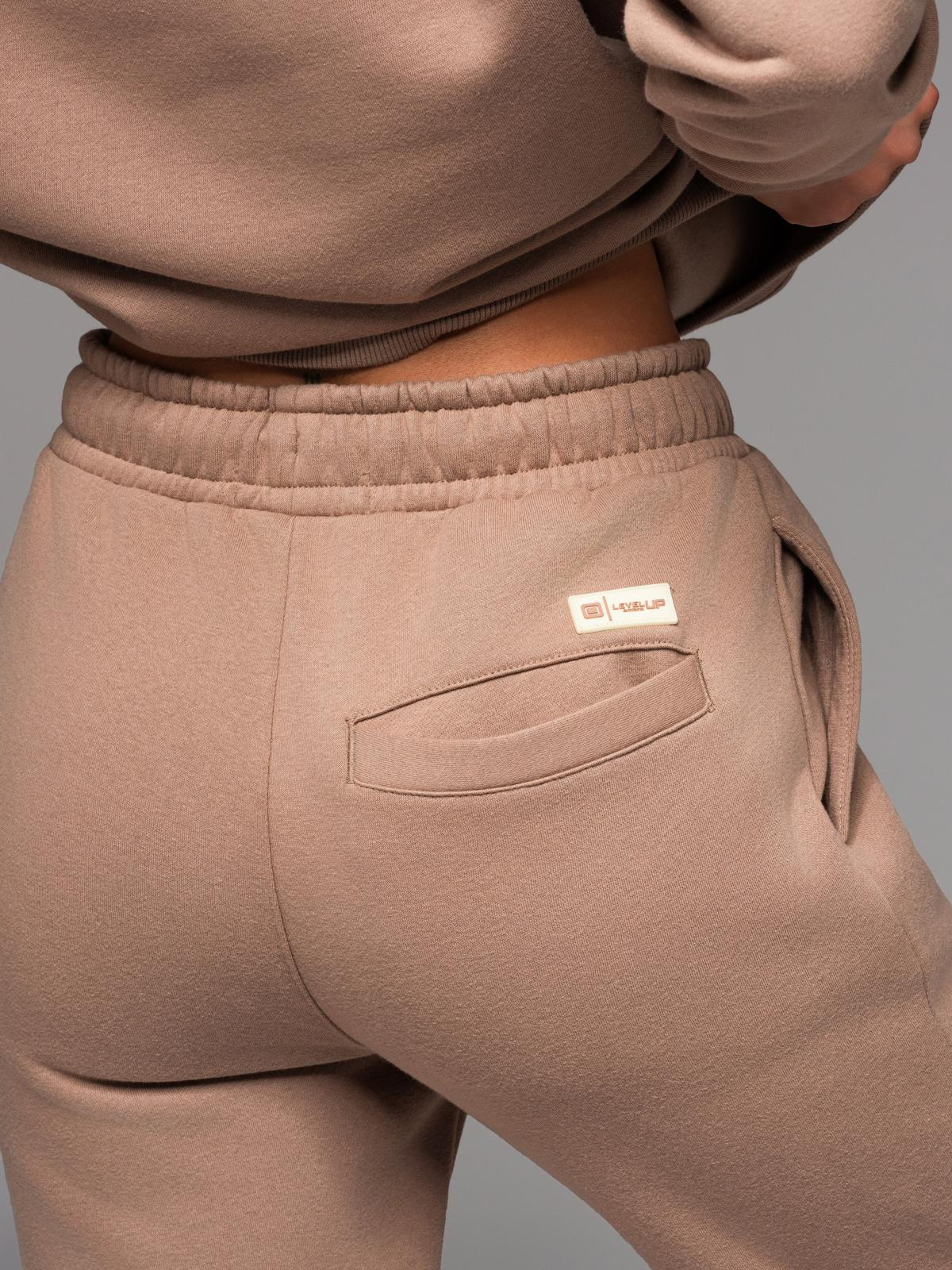 Ombre UNISEX tracksuit set in athleisure style with pants and sweatshirt
