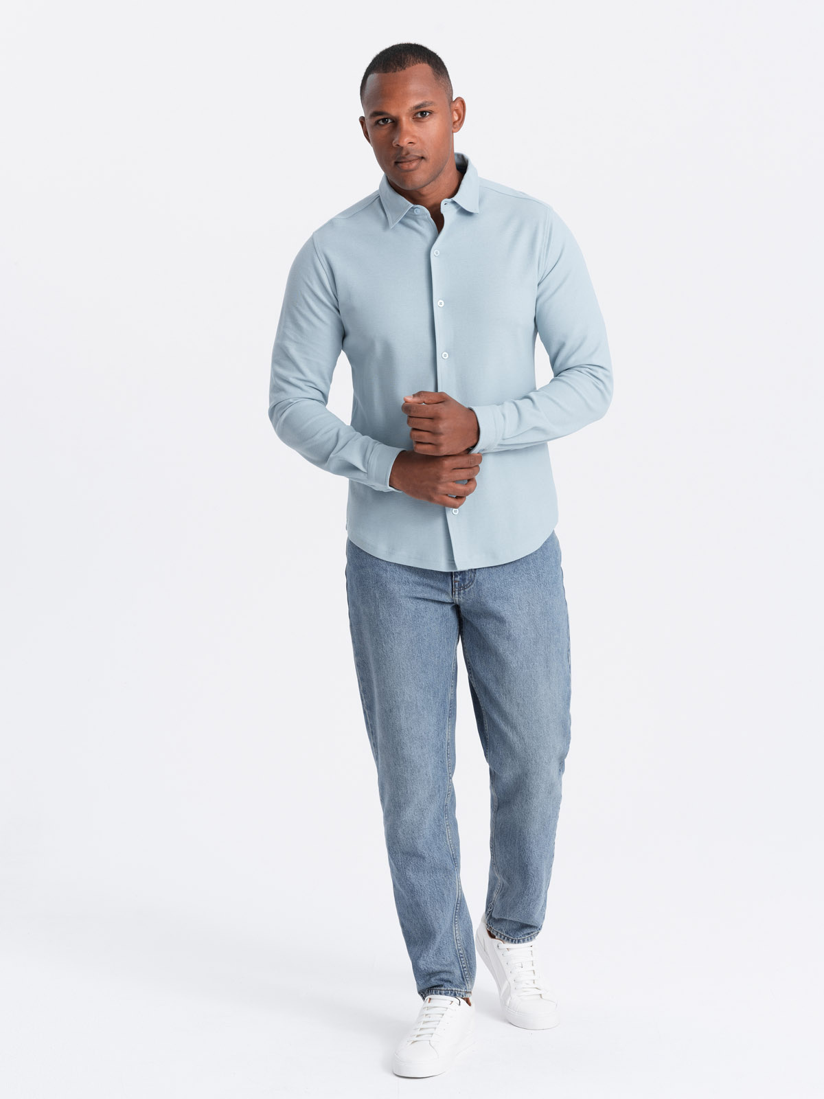 Ombre Men&#039;s long sleeve knitted SLIM FIT shirt - blue