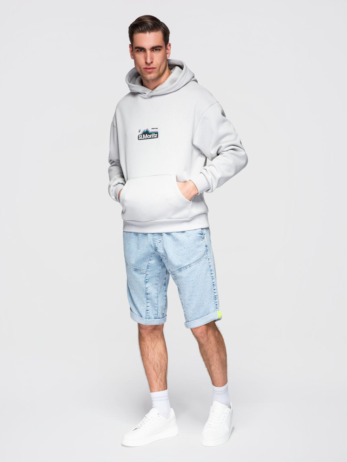 Ombre Men's short denim shorts with decorative stitching - light blue