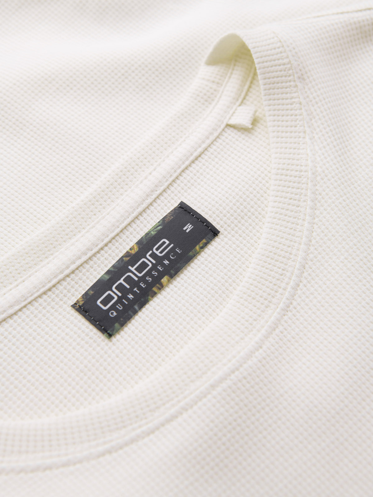 Ombre Men's waffle-textured T-shirt with round neckline - broken white