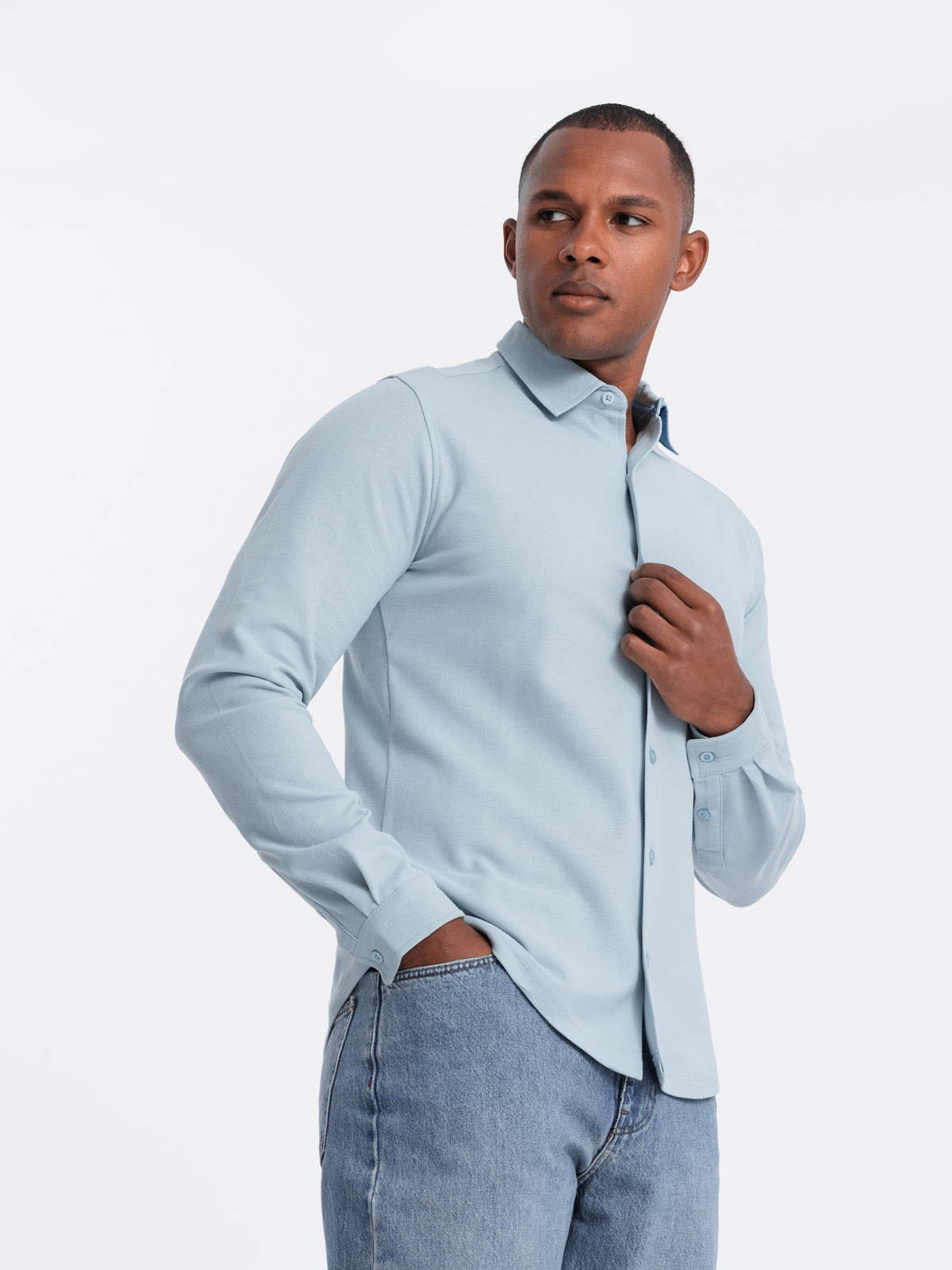 Ombre Men&#039;s long sleeve knitted SLIM FIT shirt - blue