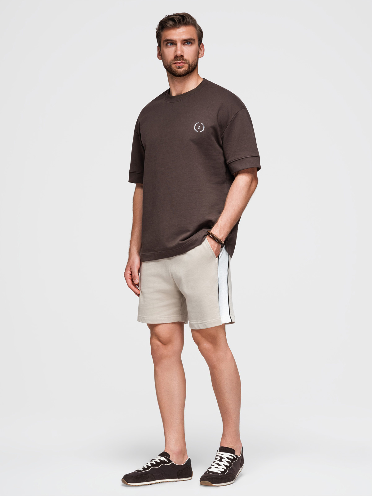 Ombre Men's short sweat shorts with wide stripes - beige