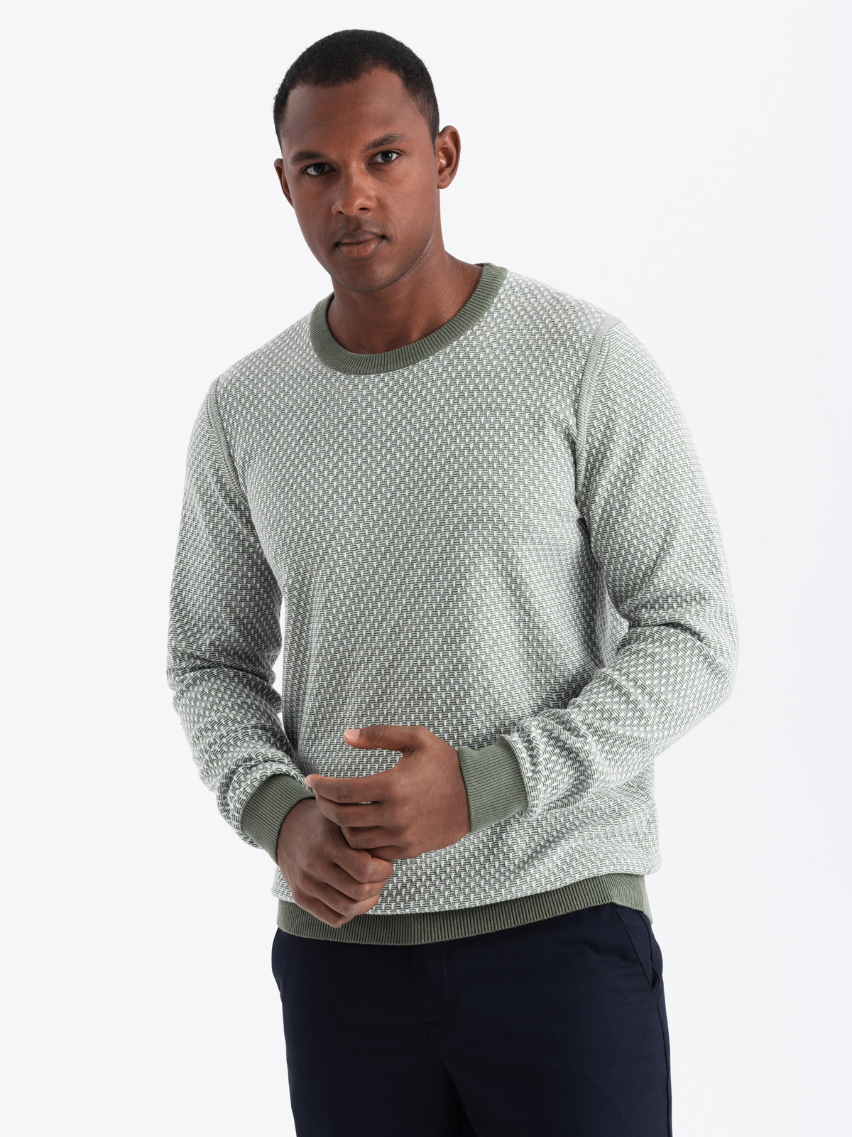 Ombre Knitted Men's RELAXED FIT Sweater With Patterns - Olive