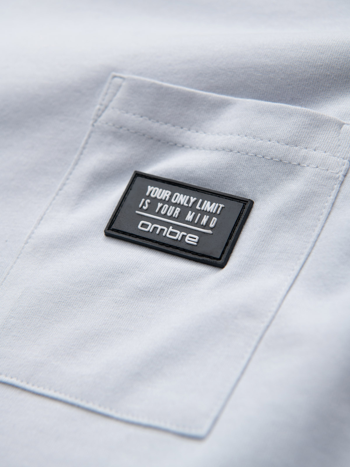 Tricou barbati, Ombre