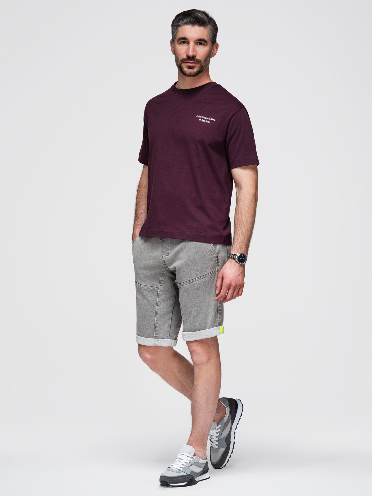 Ombre Men's denim short shorts with decorative stitching - light grey