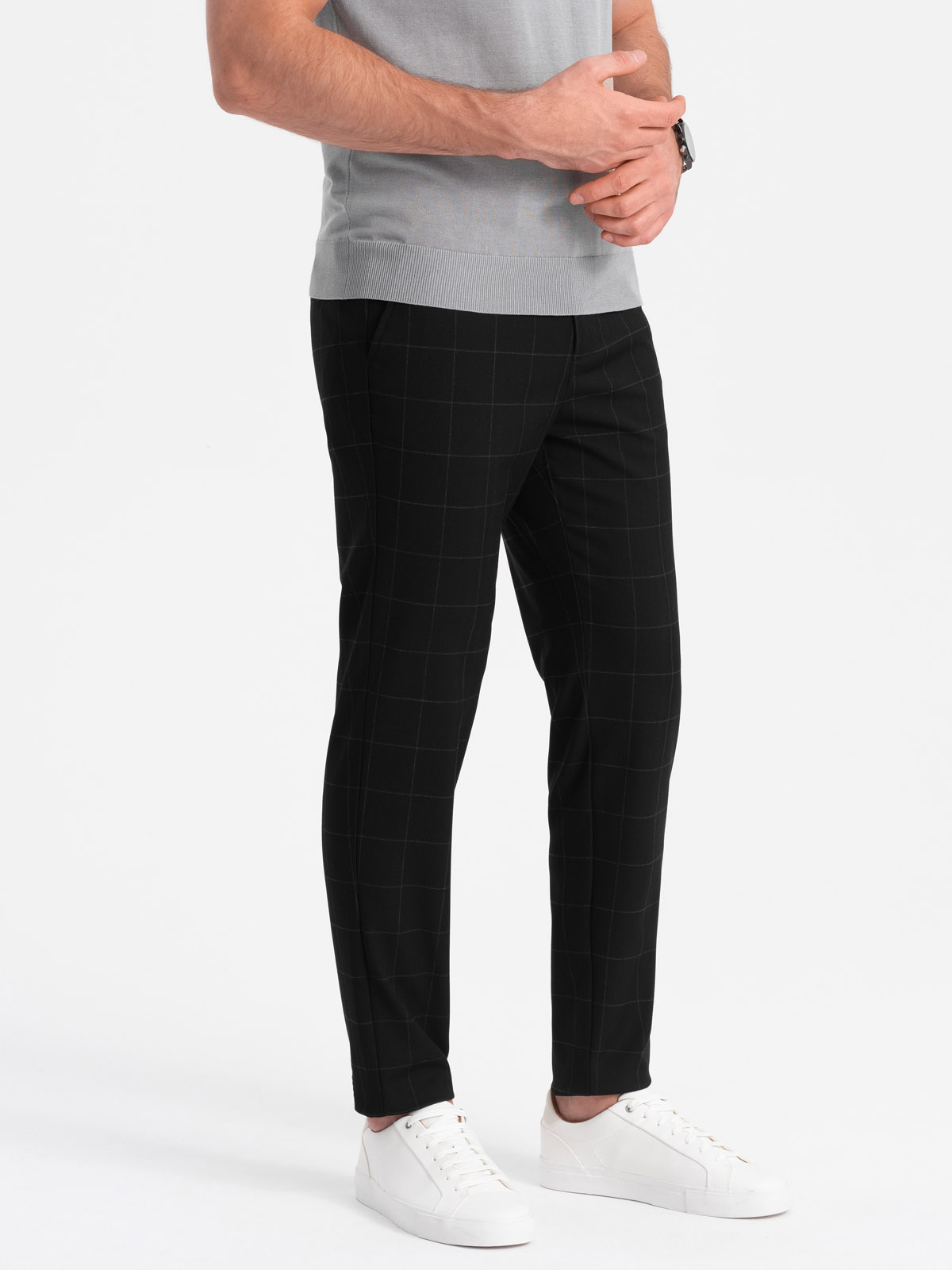 Ombre Men's pants with a classic cut in a delicate check - black