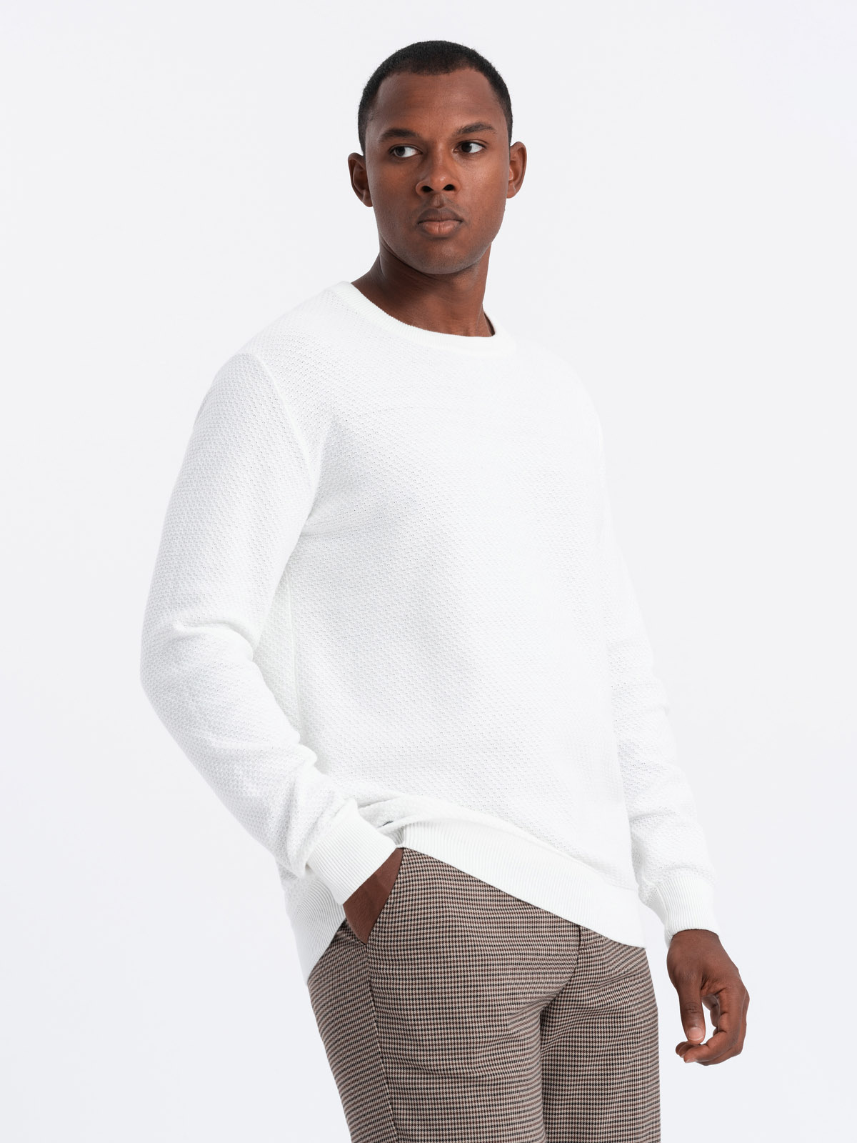 Ombre Men&#039;s RELAXED FIT knit sweater in diamond weave - broken white