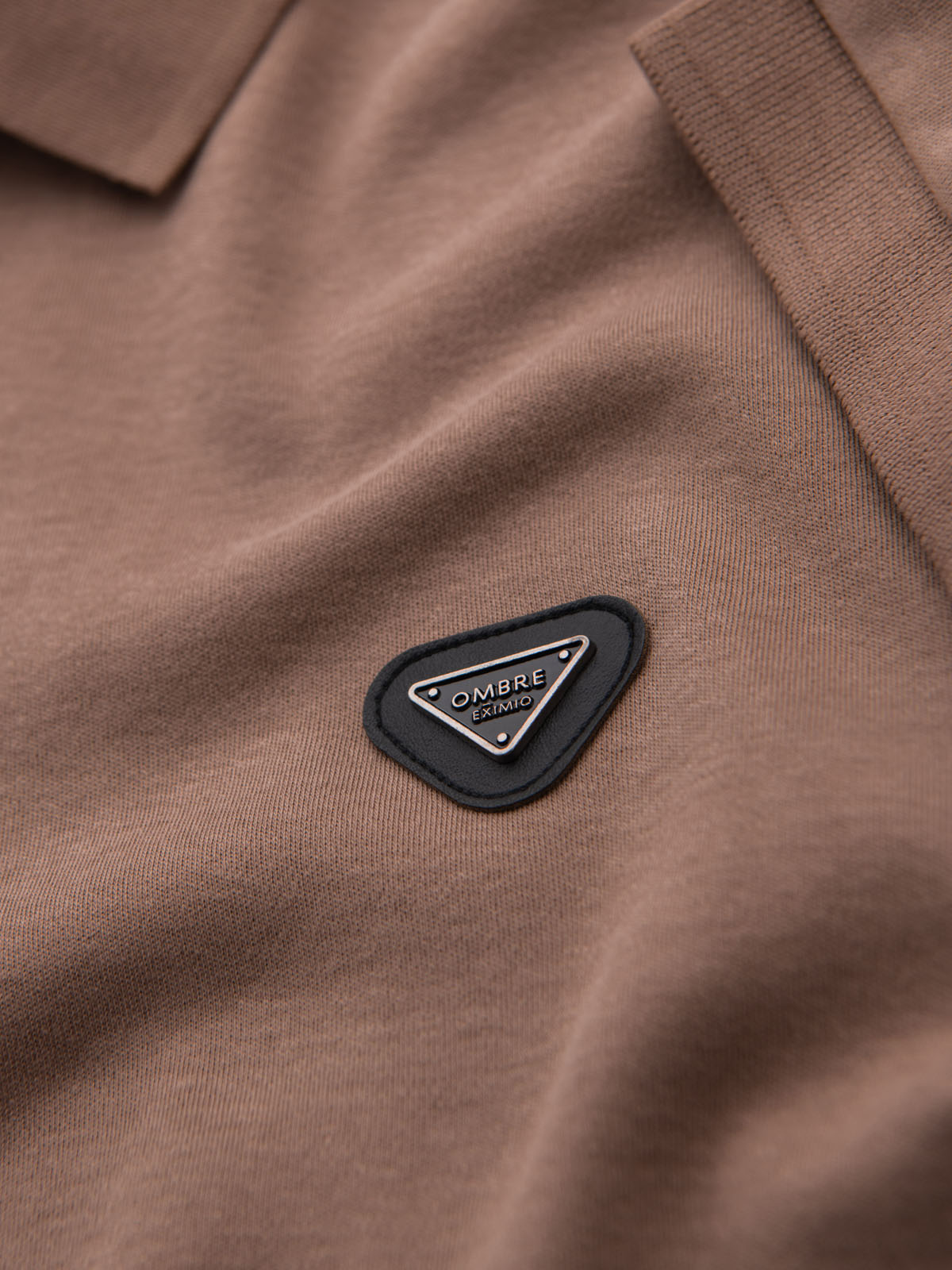 Ombre Men&#039;s polo shirt with zipper neckline - light brown