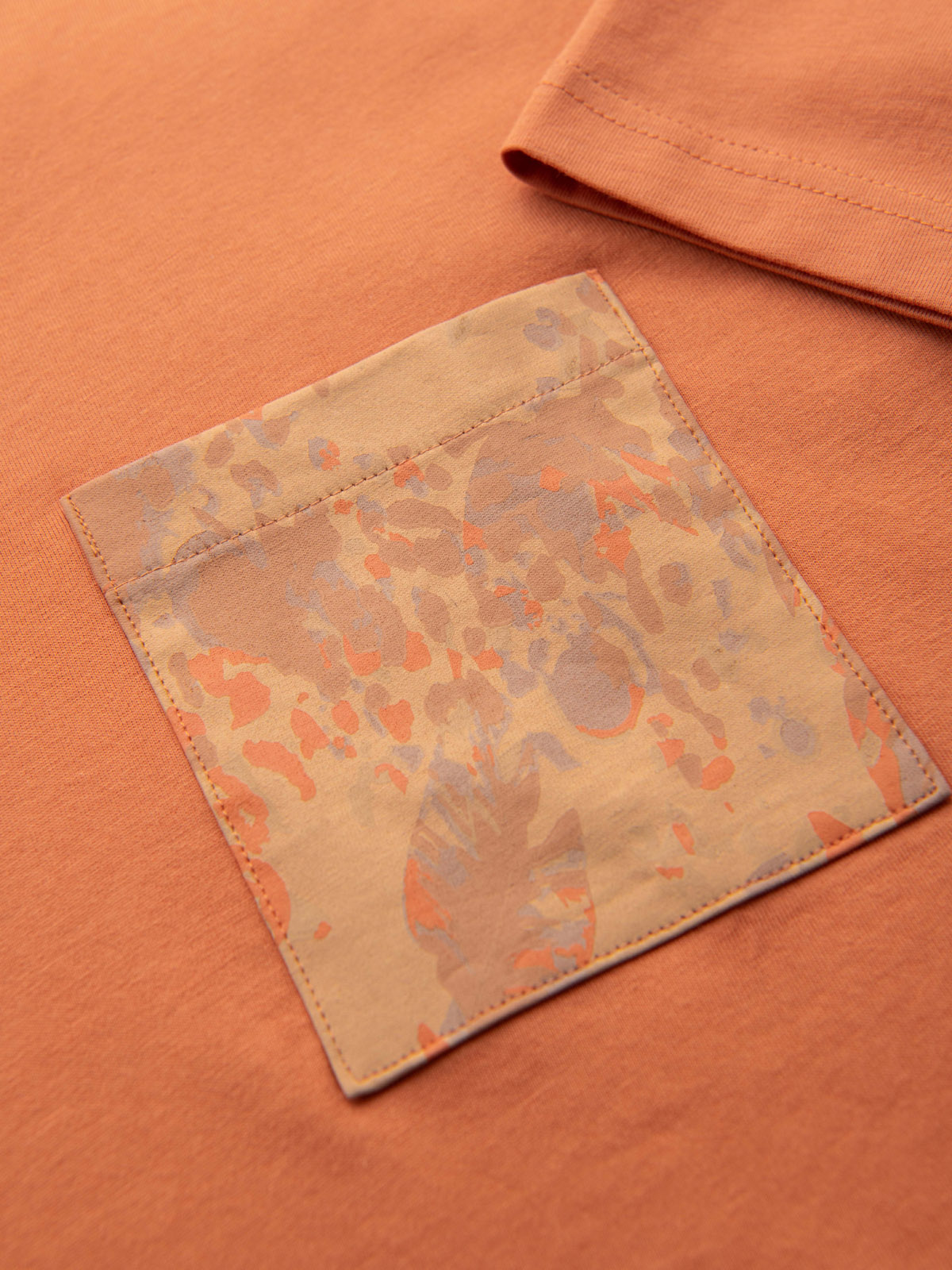 Ombre Men's cotton t-shirt with printed pocket - orange