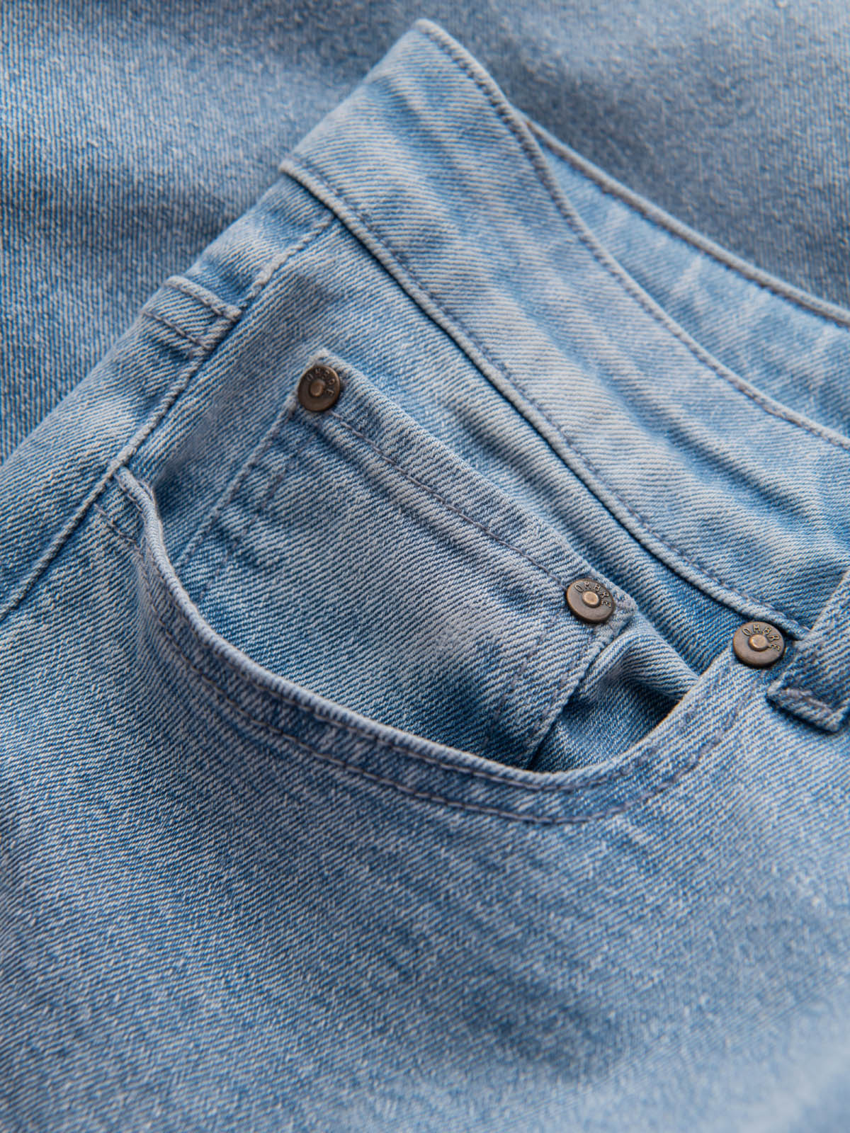 Ombre Men&#039;s CARROT FIT denim pants with subtle rubbing - light blue