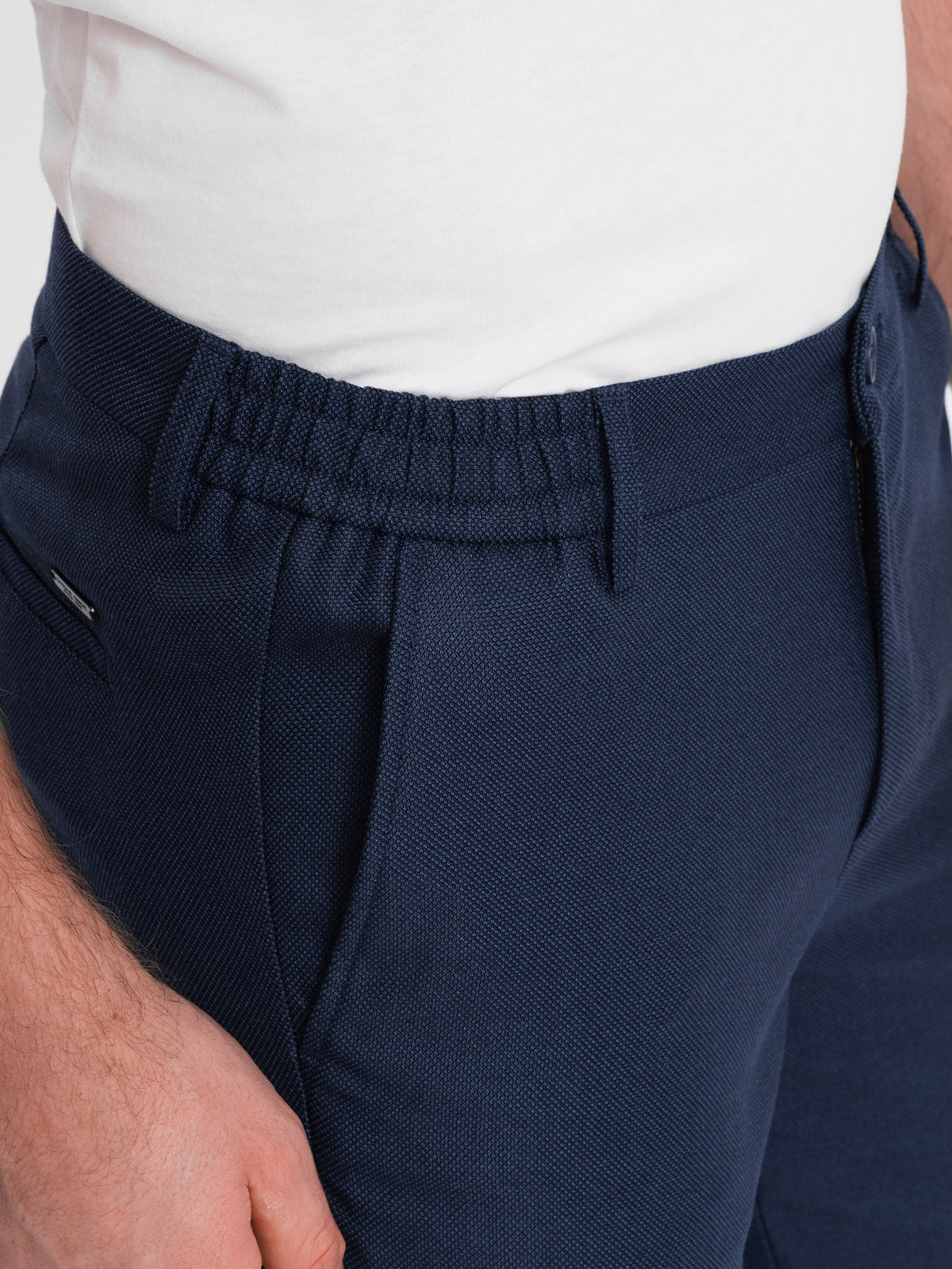 Pantaloni barbati, Ombre