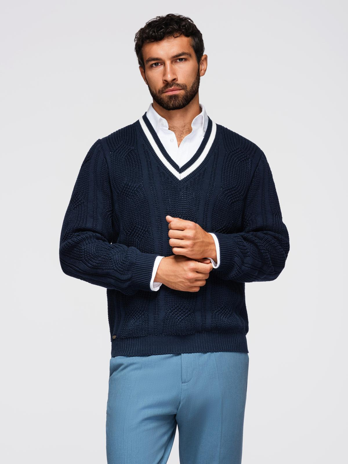 Ombre Men&#039;s plaid sweater with crew neckline - navy blue