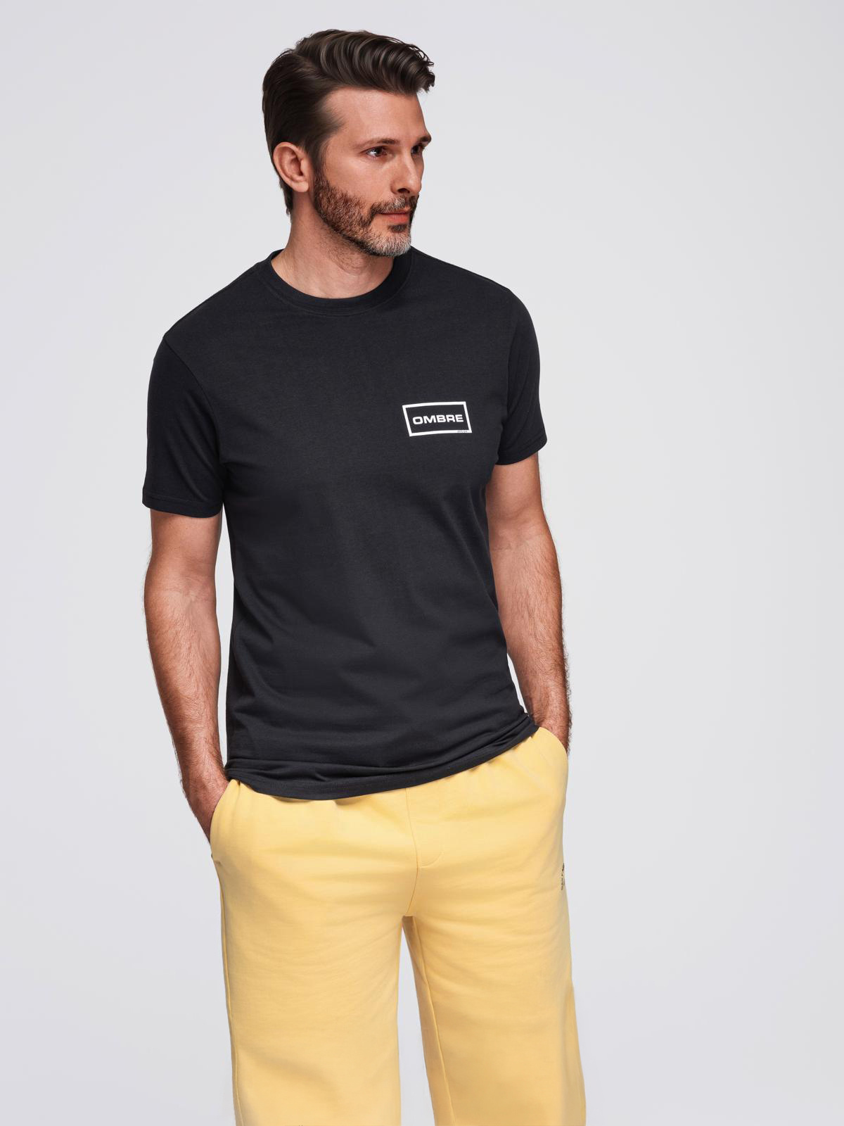 Ombre Men's knitted t-shirt with printed REGULAR cut - black