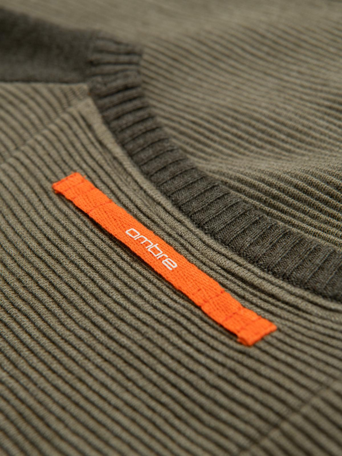 Ombre Cotton men&#039;s sweater with patch and raglan sleeves - olive