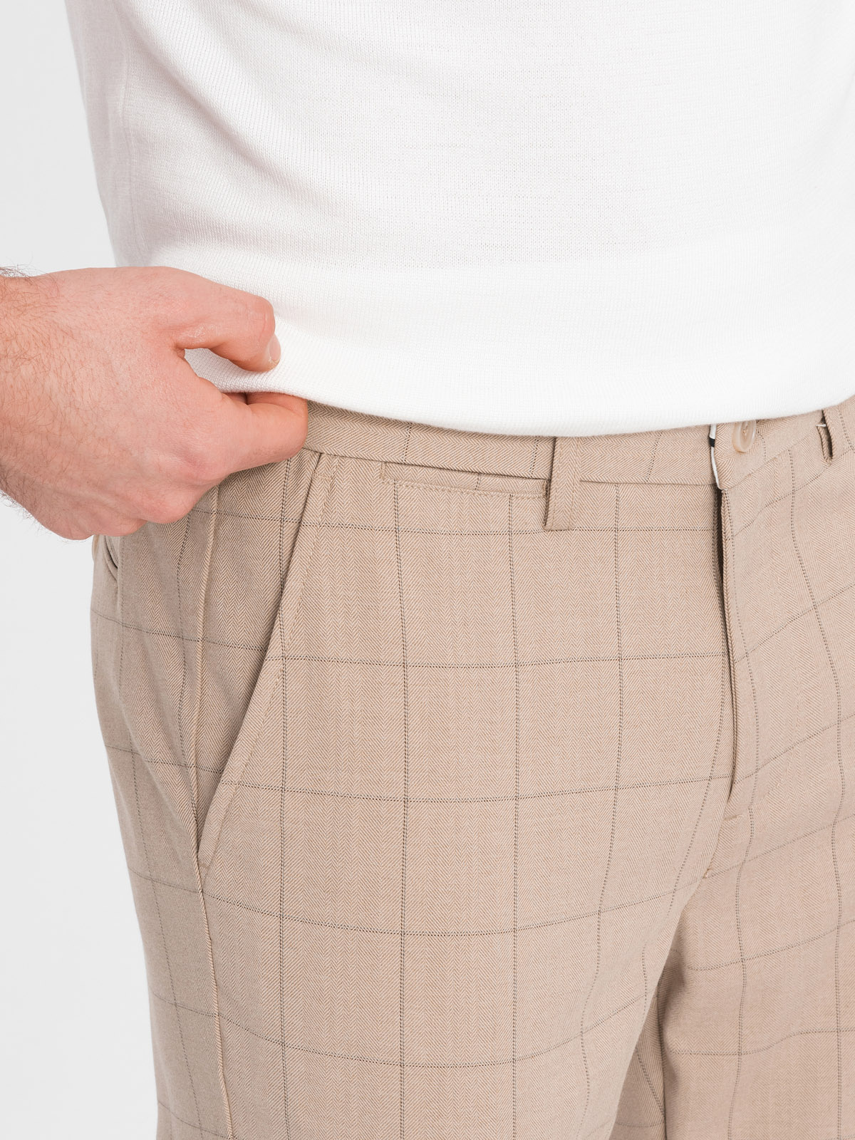 Ombre Men's classic cut pants in fine check - sand