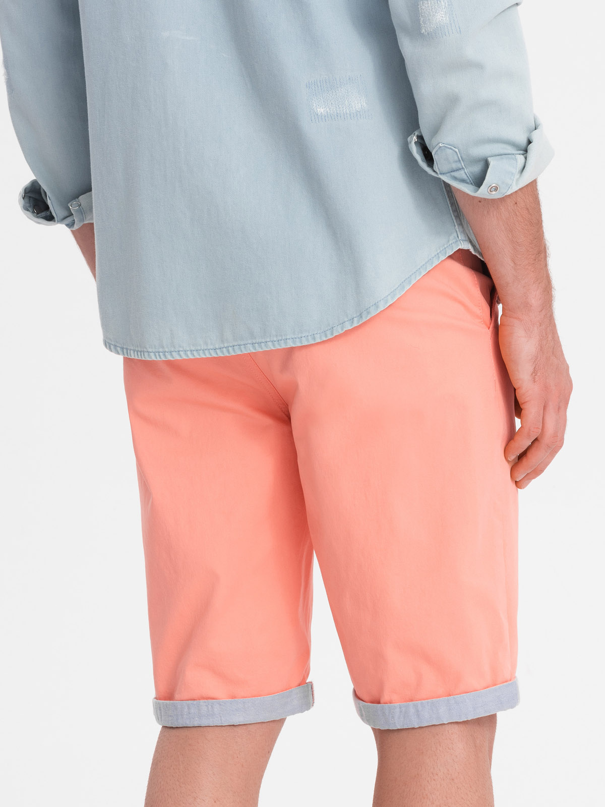 Ombre Men&#039;s chinos shorts with contrasting turn-up