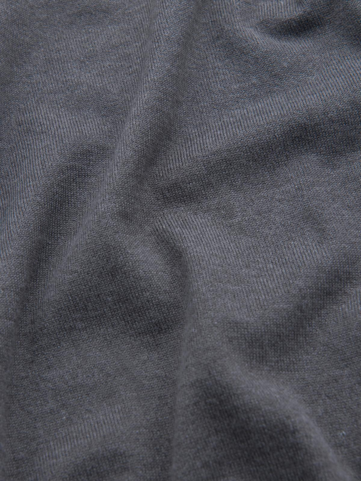 Ombre Classic BASIC men&#039;s viscose sweater with round neckline - grey melange