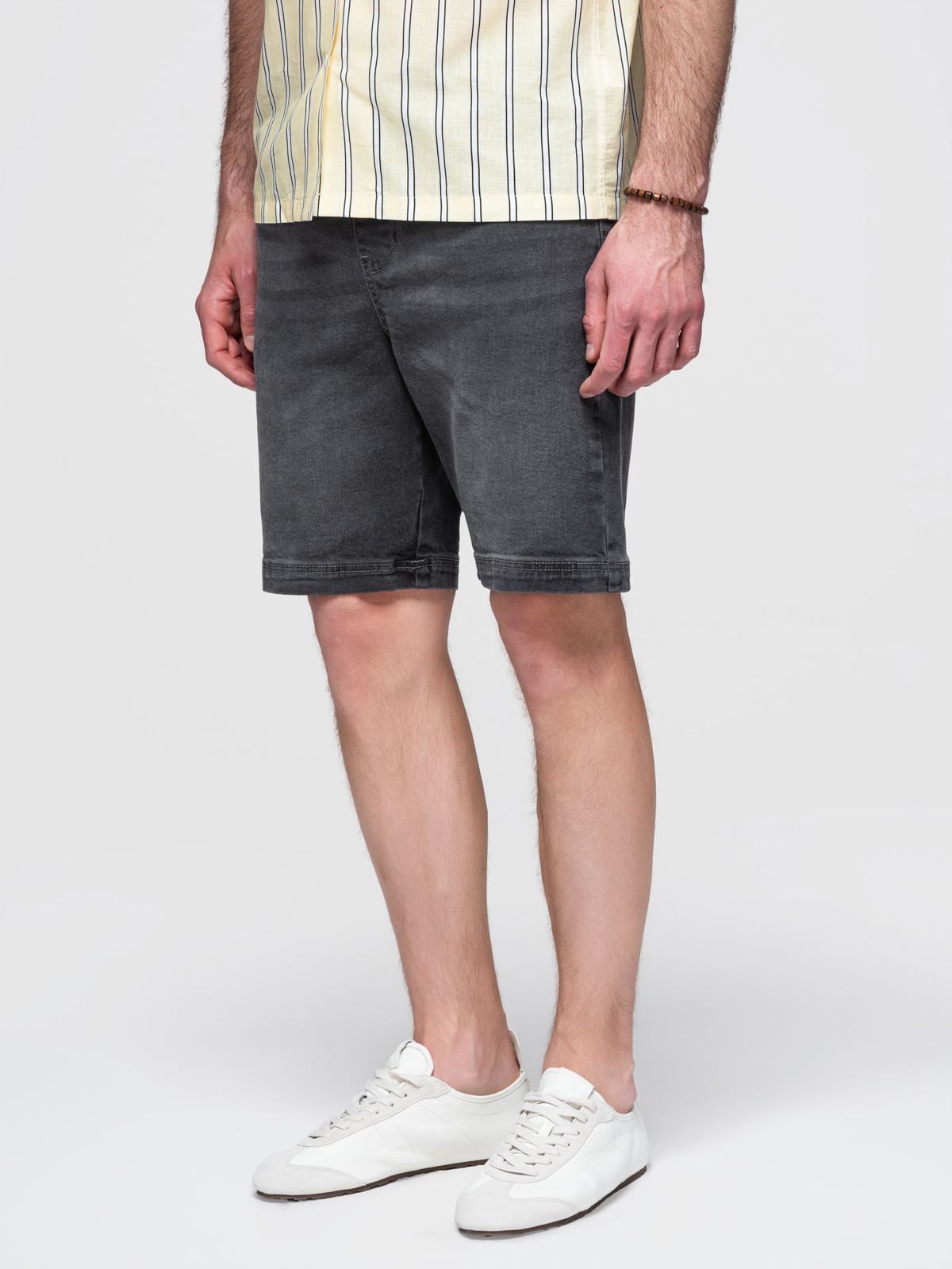 Ombre Men's shorts with elastic waistband and wash effect - grey