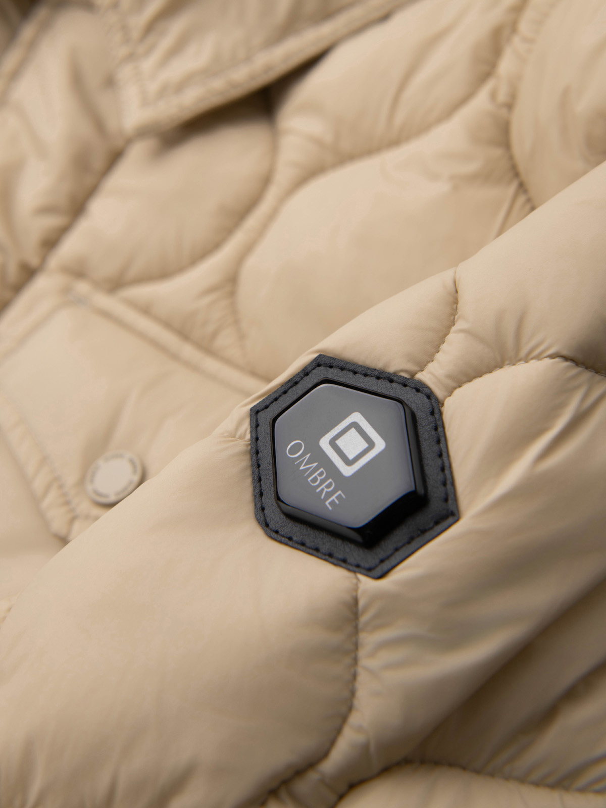 Ombre Men&#039;s quilted jacket in shirt cut - beige