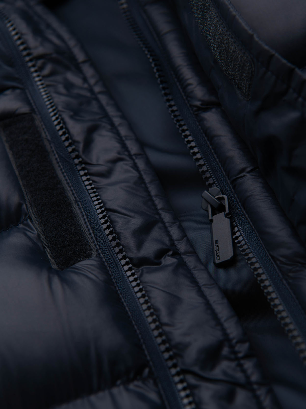 Ombre Men&#039;s quilted jacket with combined materials and hood - navy blue