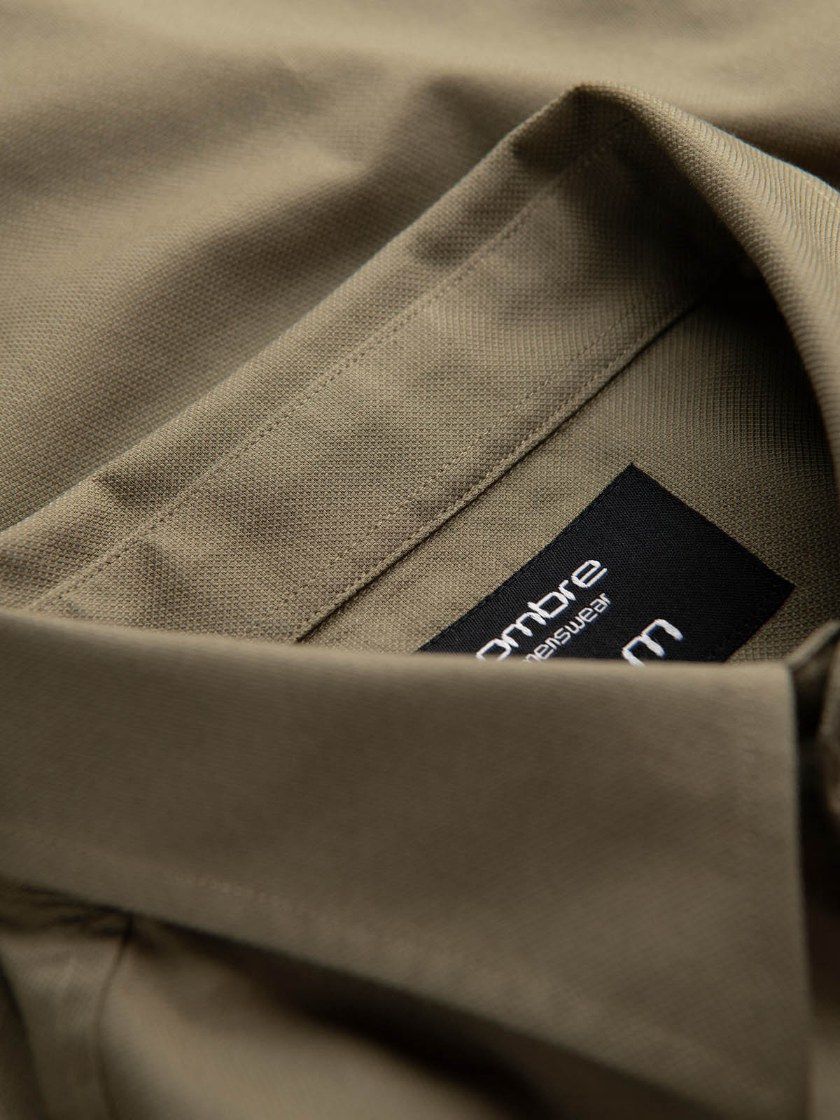 Ombre Men's cotton shirt with pocket REGULAR FIT - olive