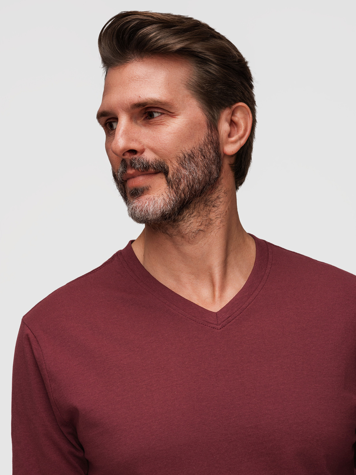 Ombre Men's unprinted longsleeve with a crew neckline - maroon