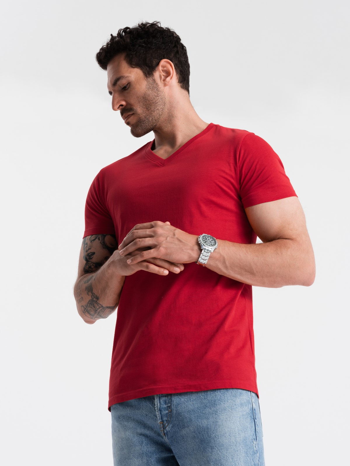 Ombre Men's BASIC classic cotton T-shirt with a v-neck - red