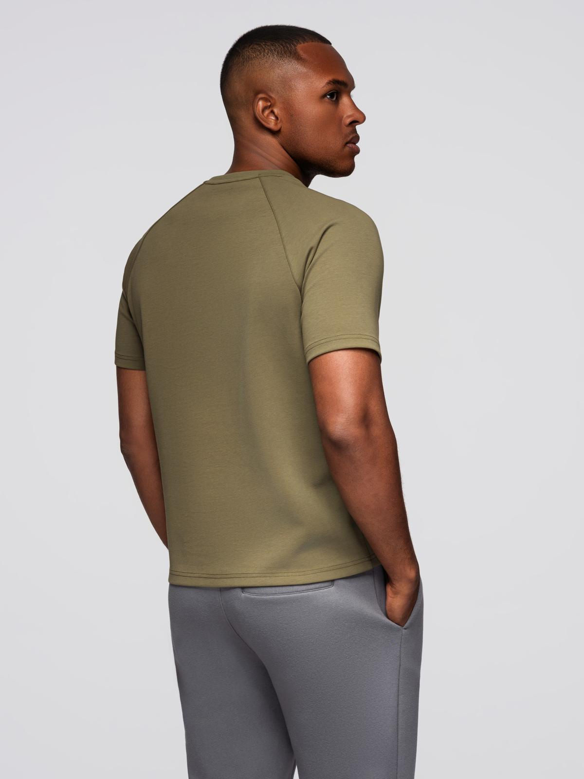 Ombre Men's COMFORT FIT T-shirt with raglan sleeves - olive
