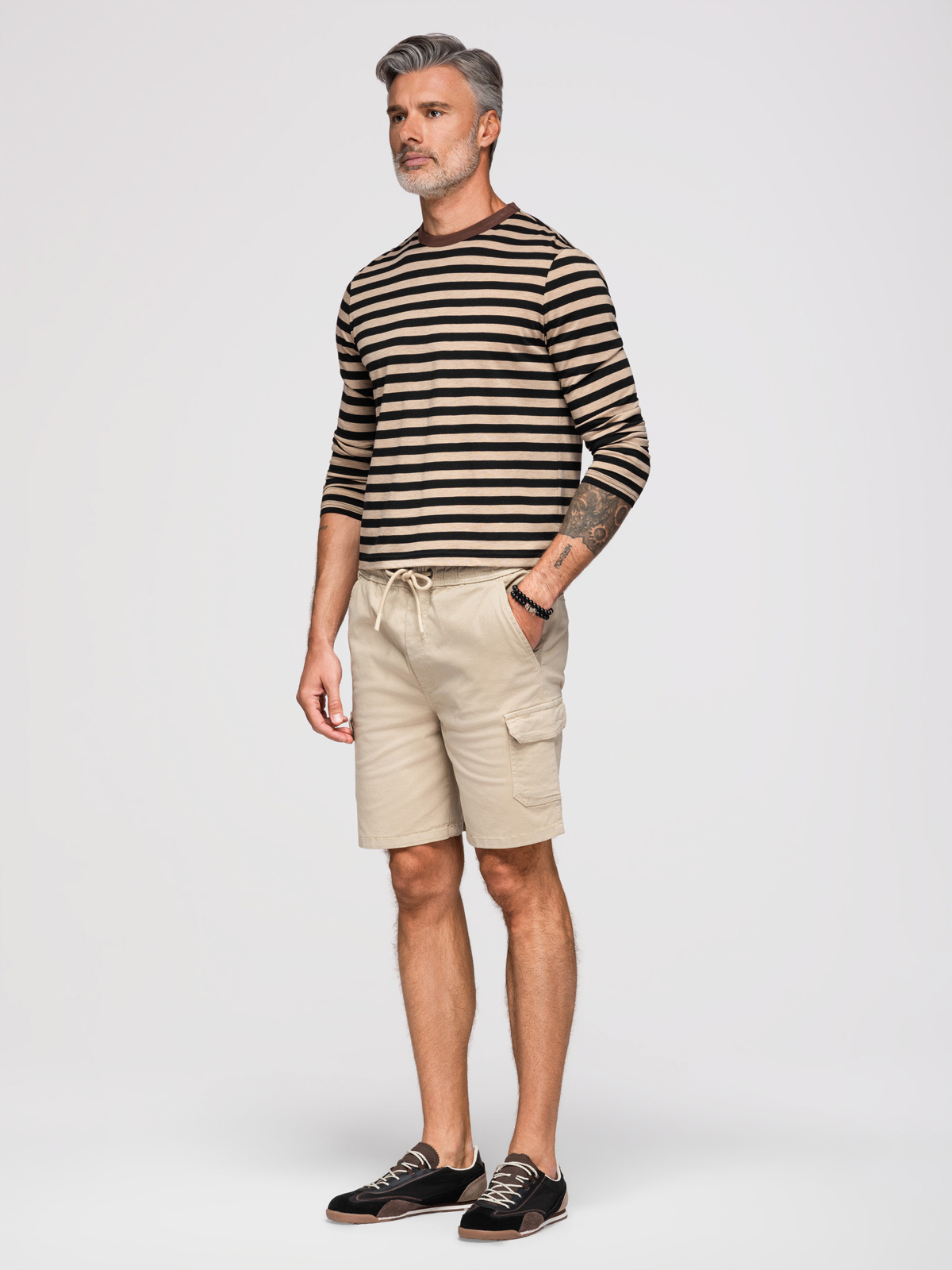 Ombre Men's cotton cargo shorts with elastic waistband - beige