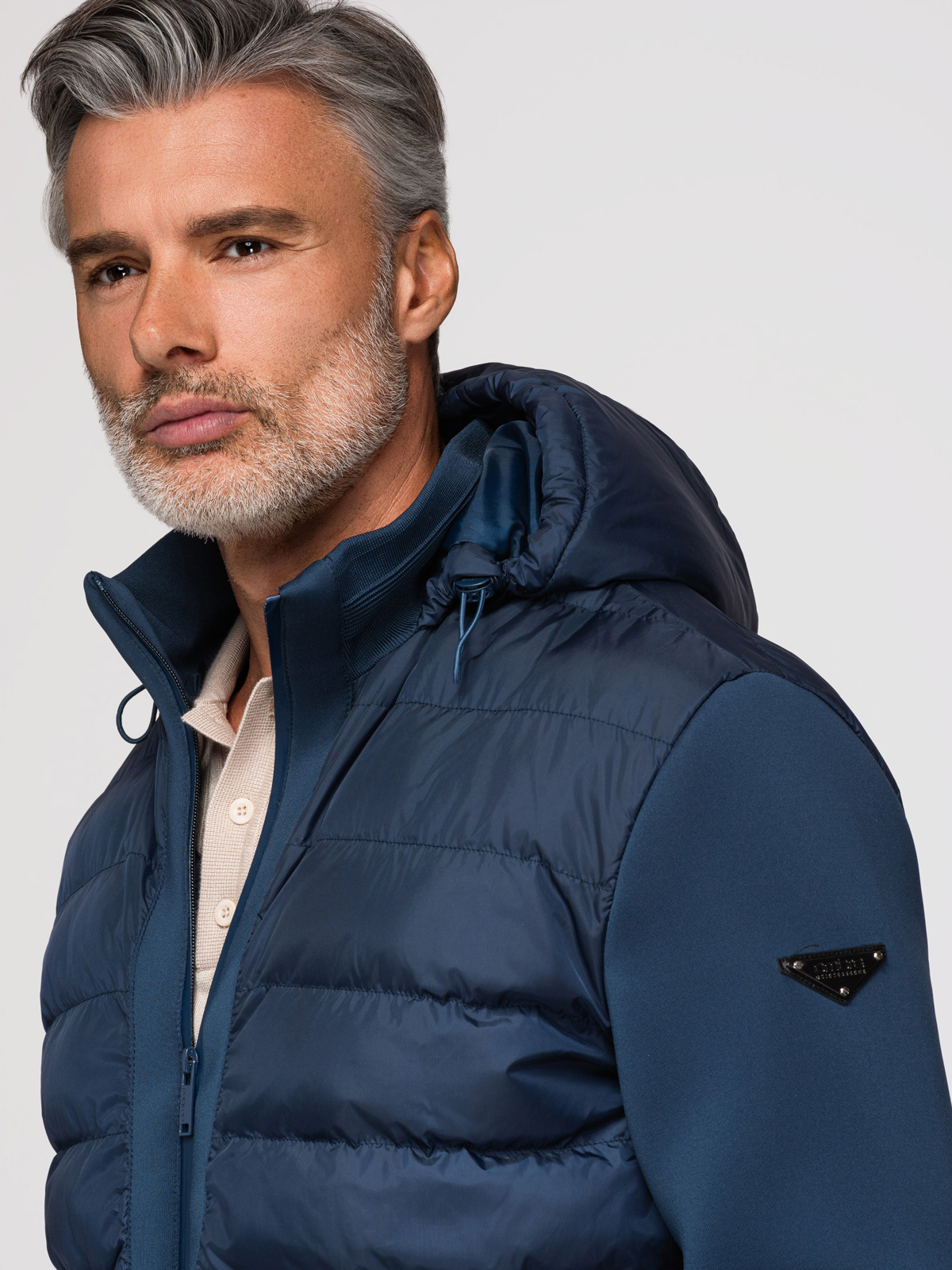 Ombre Quilted bomber jacket with hood and knitted sleeves - navy blue