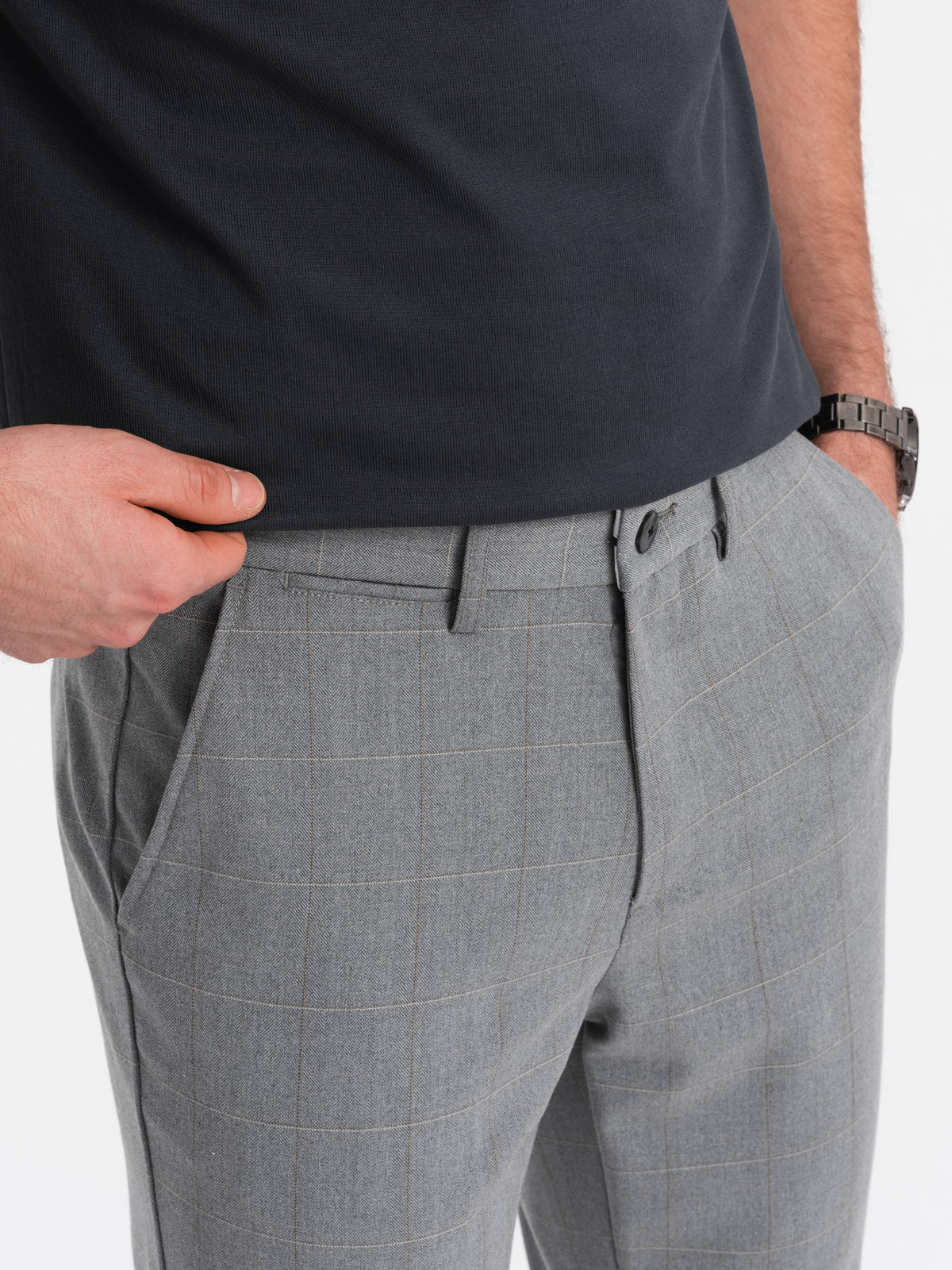 Ombre Men&#039;s classic cut pants in a delicate check - grey