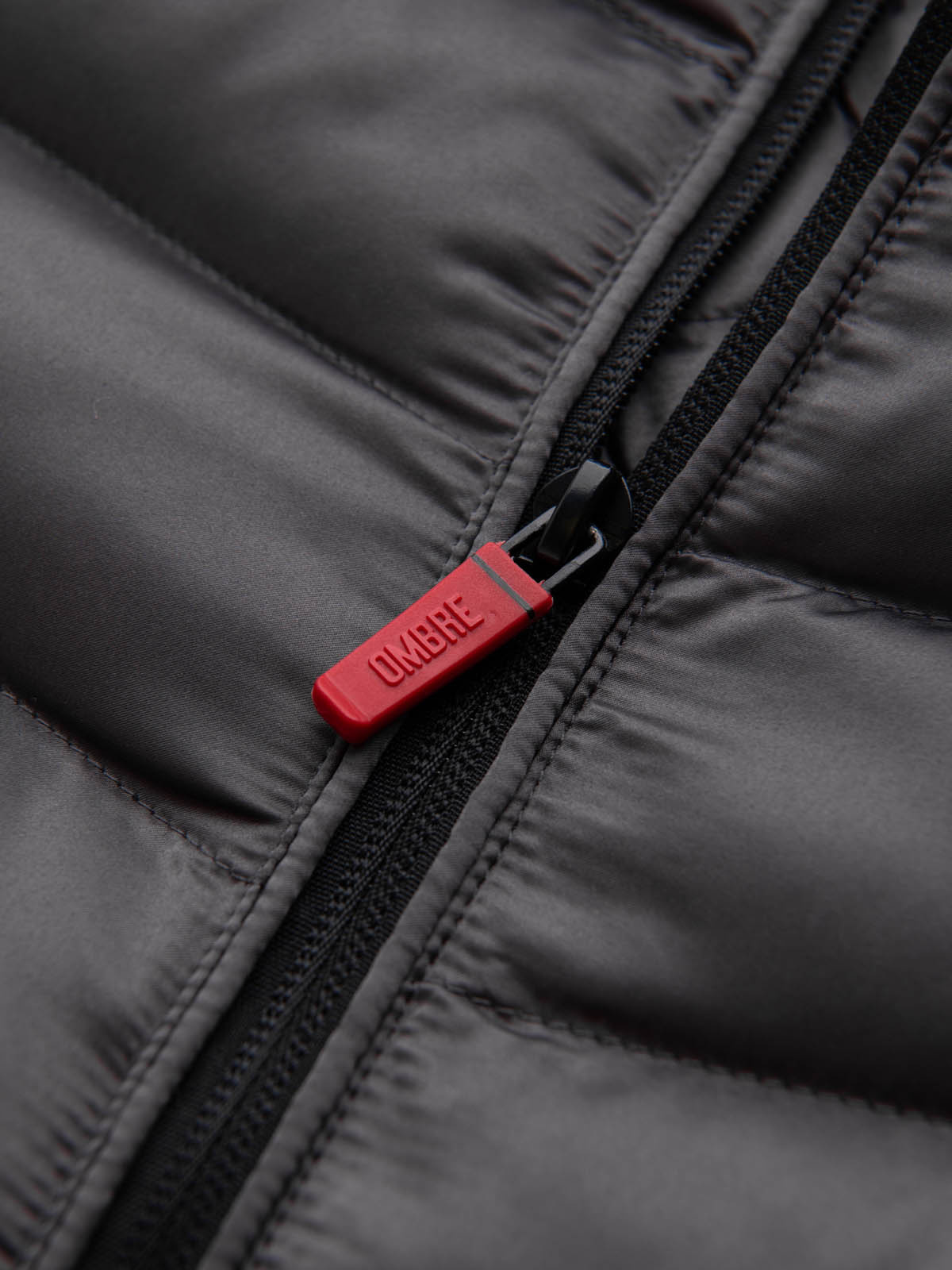 Ombre Lightly insulated quilted men&#039;s jacket with satin trim - graphite