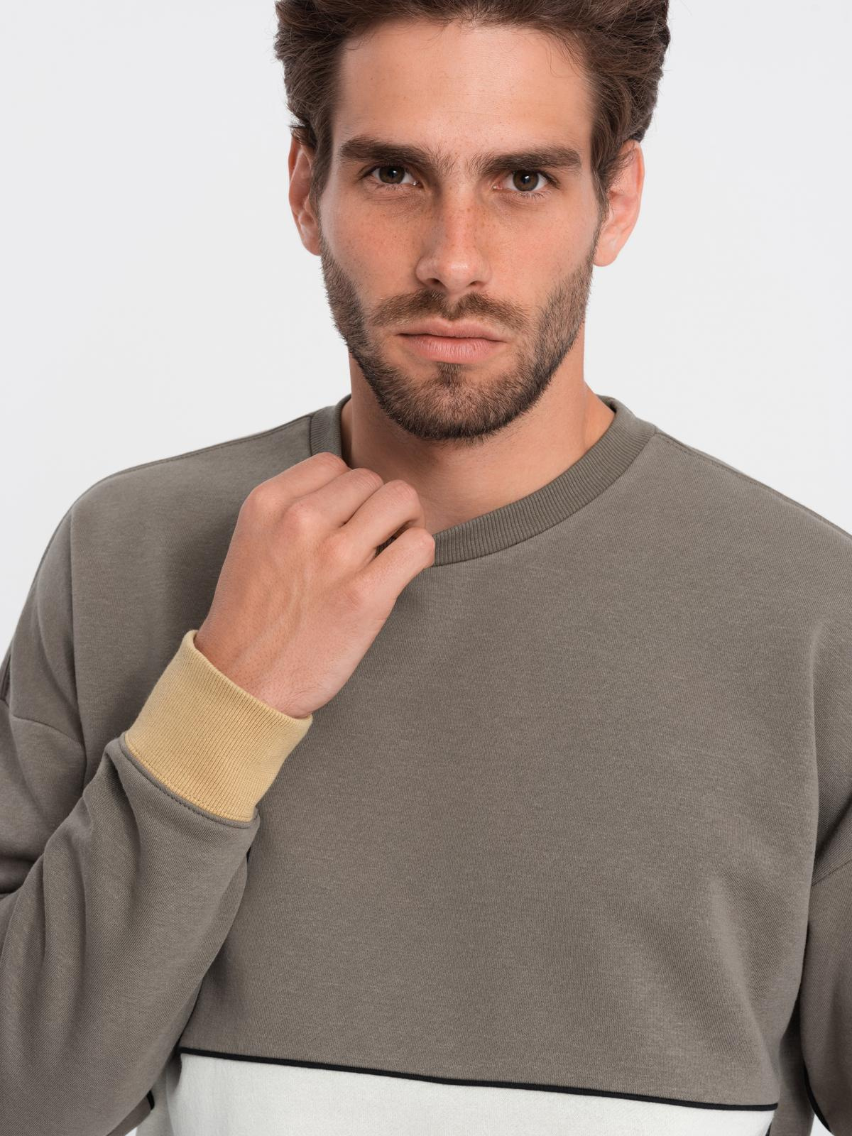 Ombre Men's OVERSIZE sweatshirt with contrasting color combination