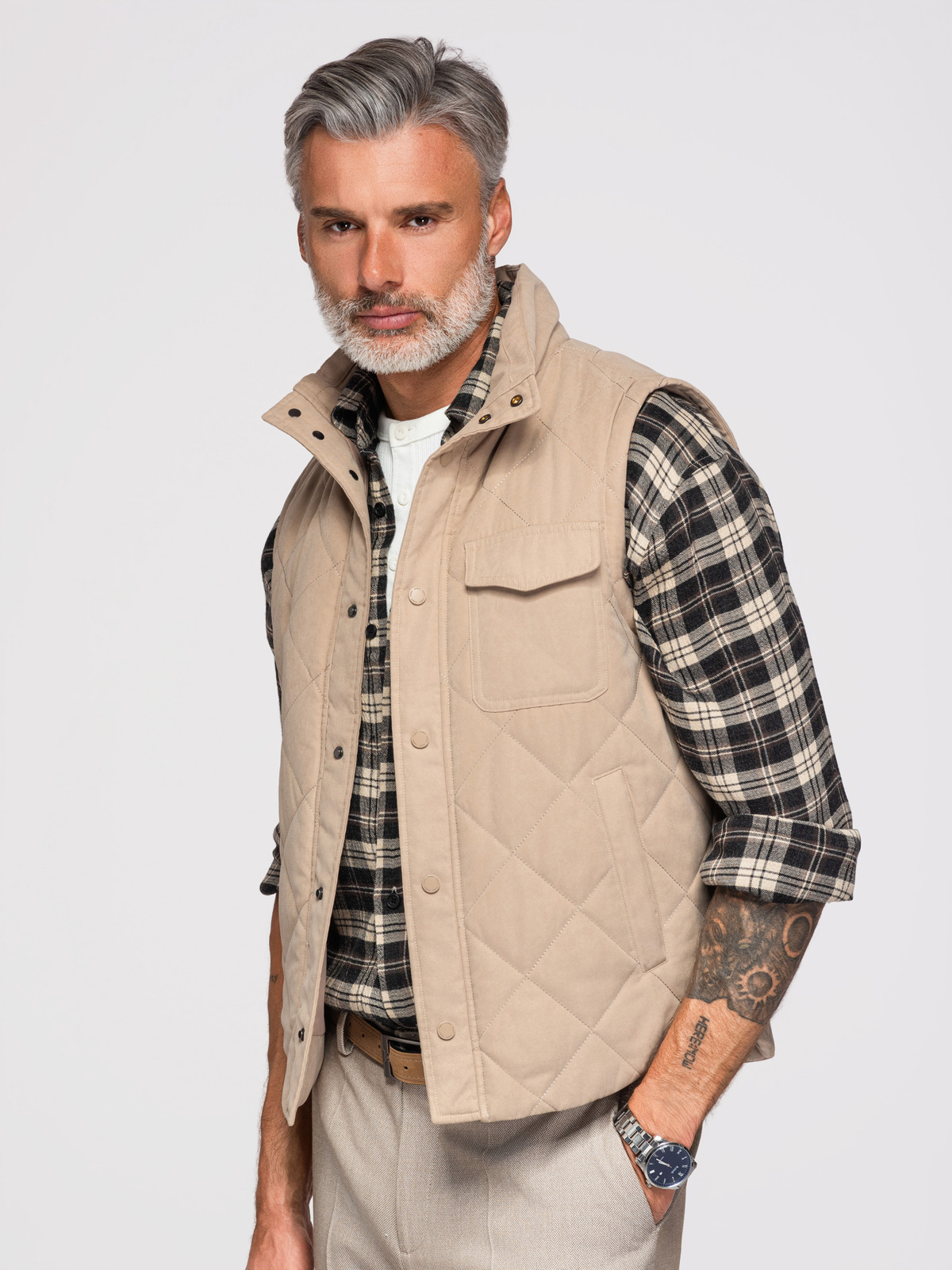 Ombre Men's peach effect quilted vest - beige