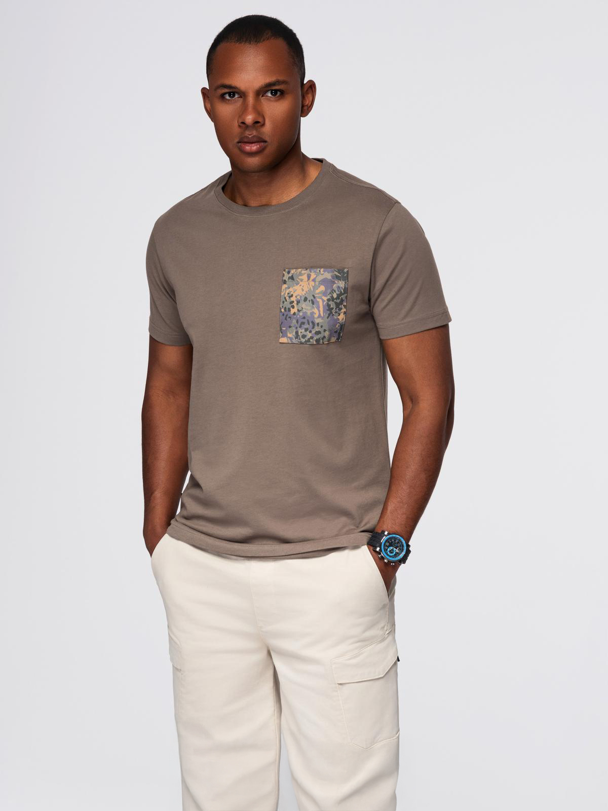 Ombre Men's cotton t-shirt with printed pocket - dark olive