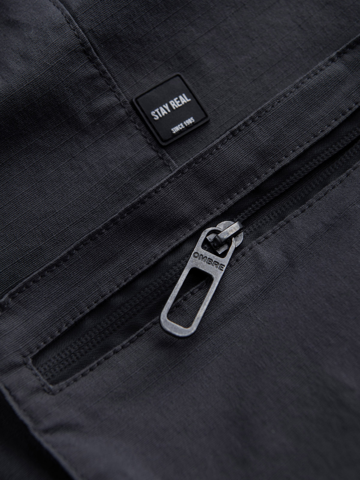 Ombre Men's JOGGER pants with stand-off and zippered cargo pockets - graphite