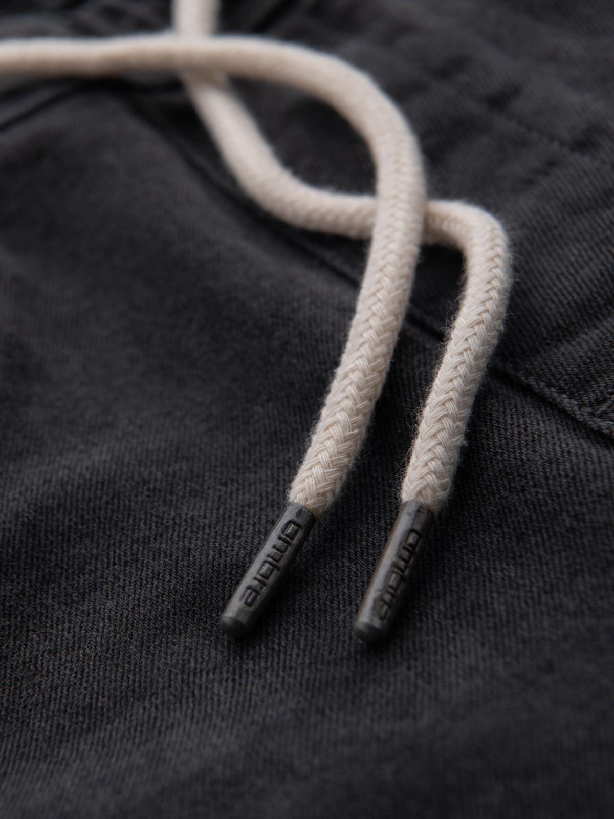 Ombre Men's shorts with elastic waistband and wash effect - grey