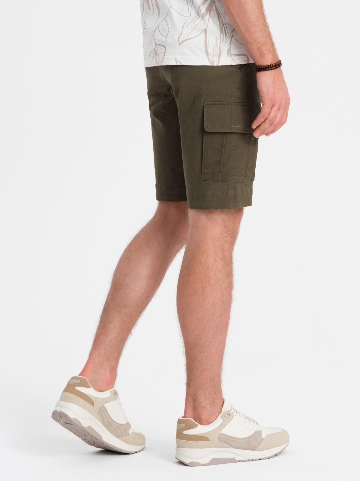 Ombre One-color men&#039;s shorts with cargo pockets - dark olive