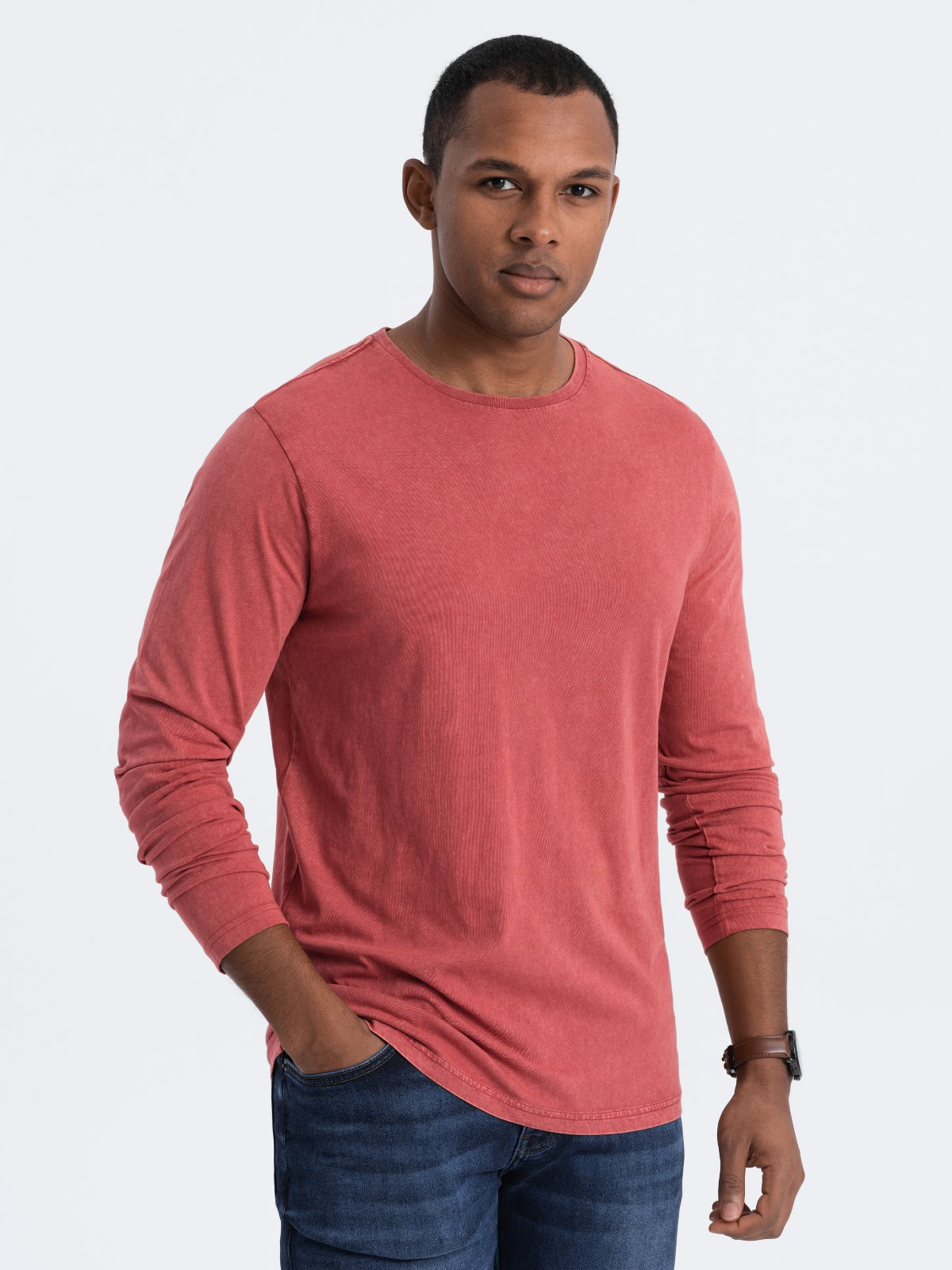 Ombre Men's Wash Longsleeve With A Round Neckline - Brick-red