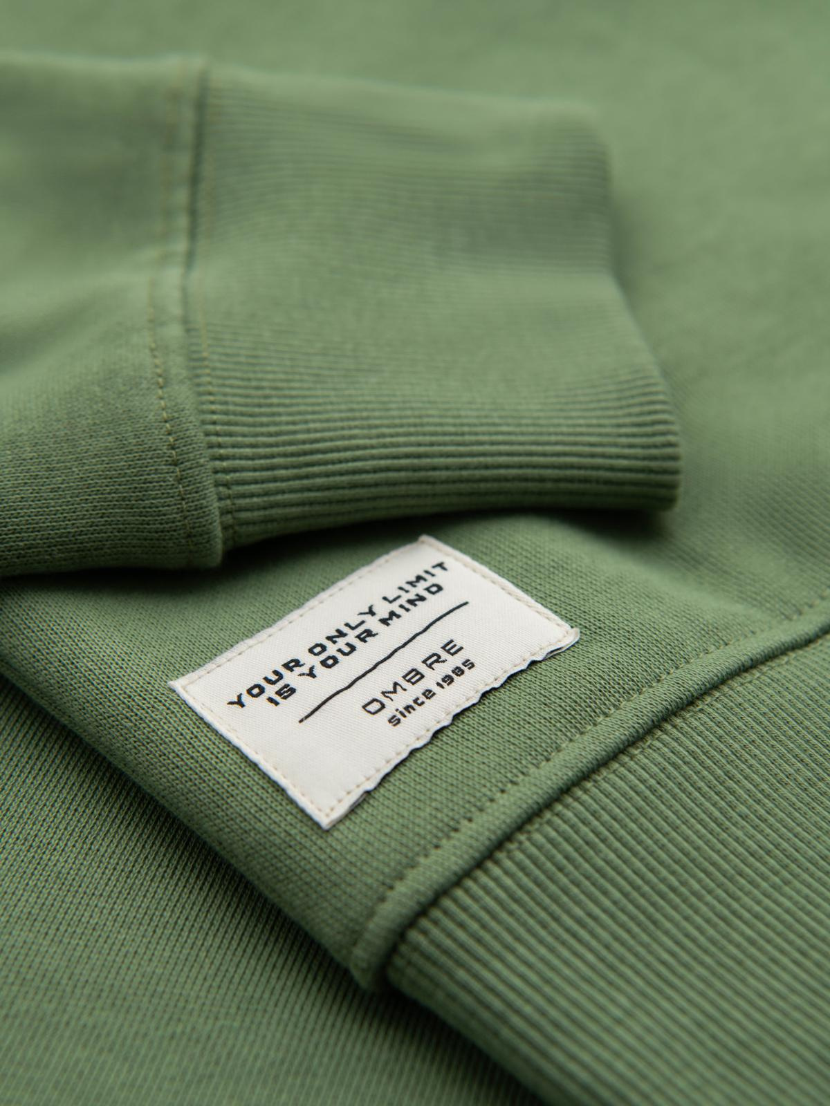 Ombre Men&#039;s BASIC sweatshirt with round neckline - green