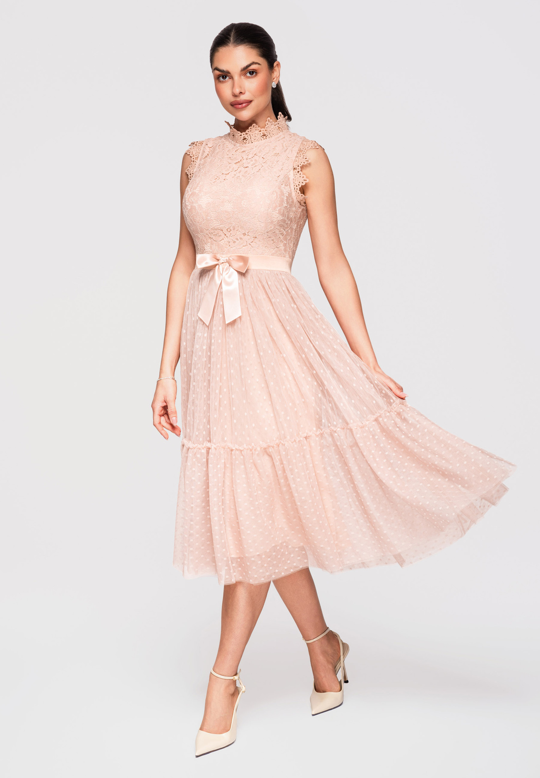 Apreciată pentru femei rochie Edoti pentru fiecare sezon