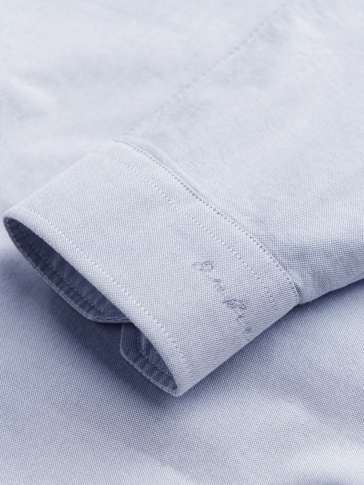 Ombre Elegant men&#039;s oxford shirt with embroidery - blue